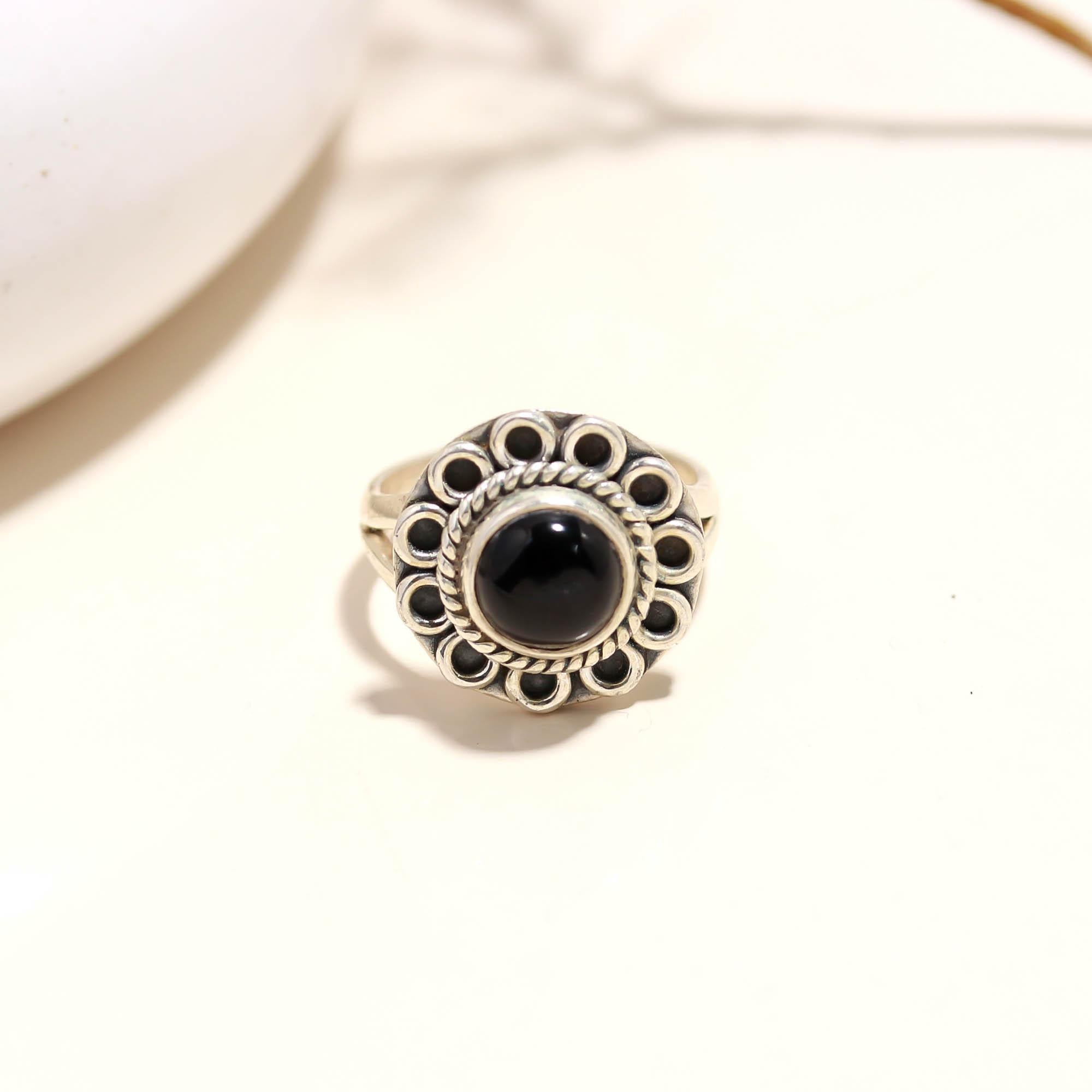 925 Sterling Silver Black Onyx Ring – Round Brilliant Gemstone with Oxidised Turkish Finish