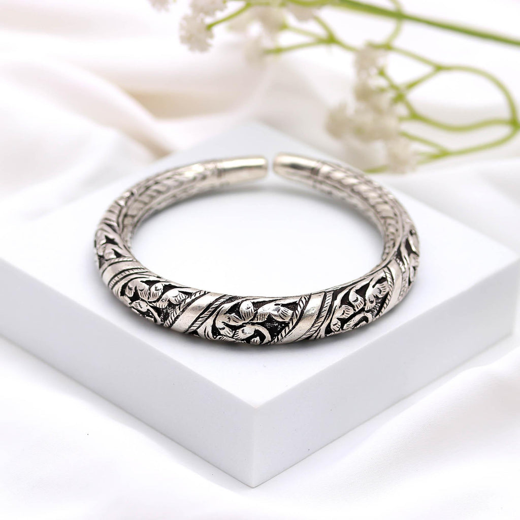 Gorgeous Handcrafted Bangle 925 Solid Sterling Silver Bangle