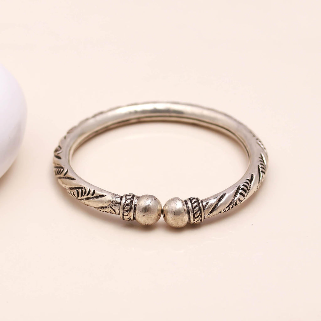 925 Sterling Silver Matte Finish Engraved Flower Cuff Bangle