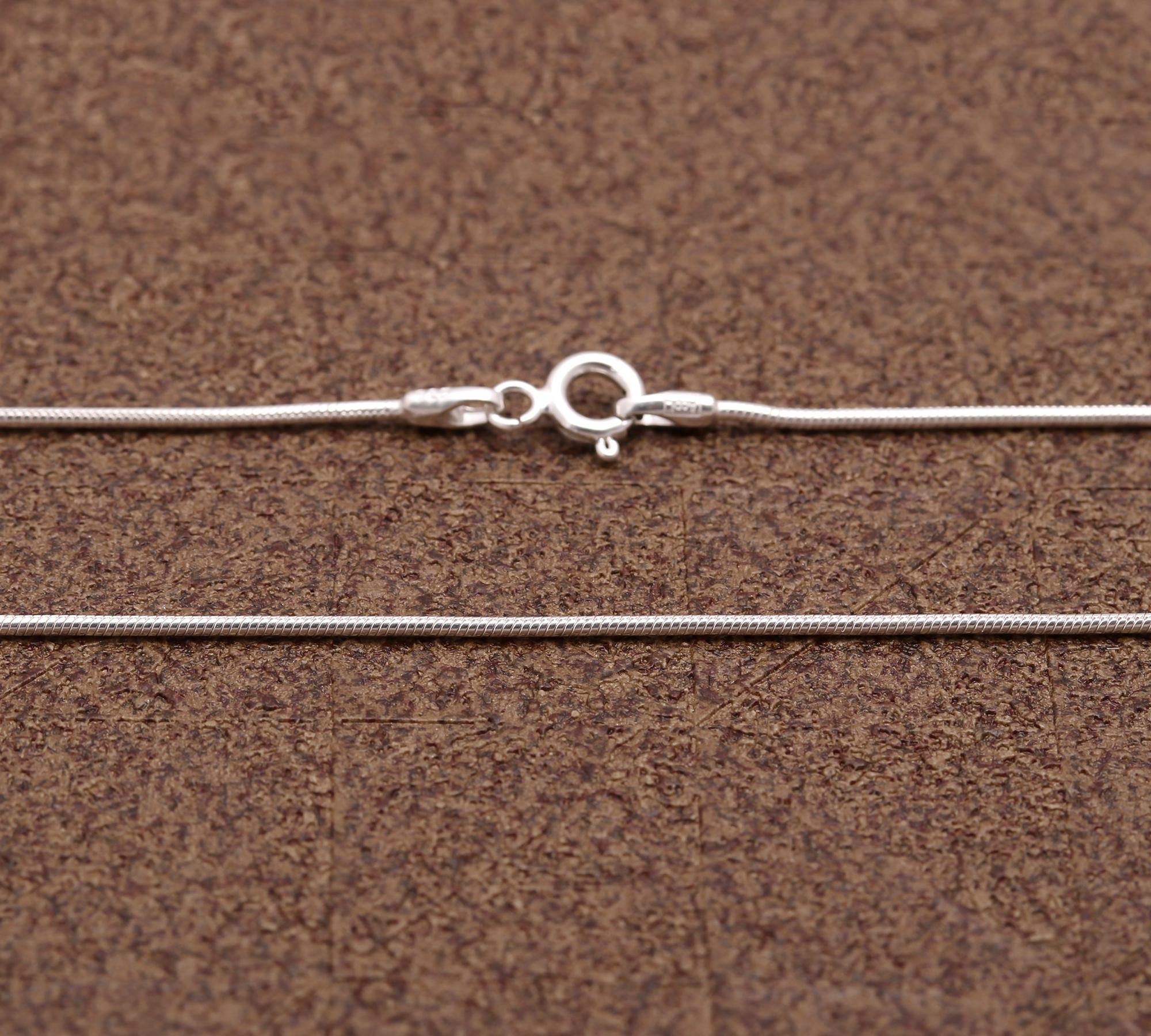 925 Sterling Silver Women’s Chain Necklace Elegant Gift for Her