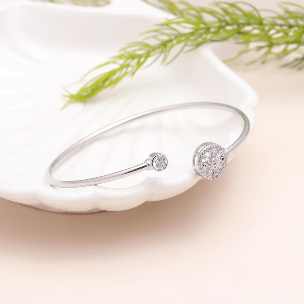 925 Sterling Silver Bracelet – Elegant Dainty Chain for Women