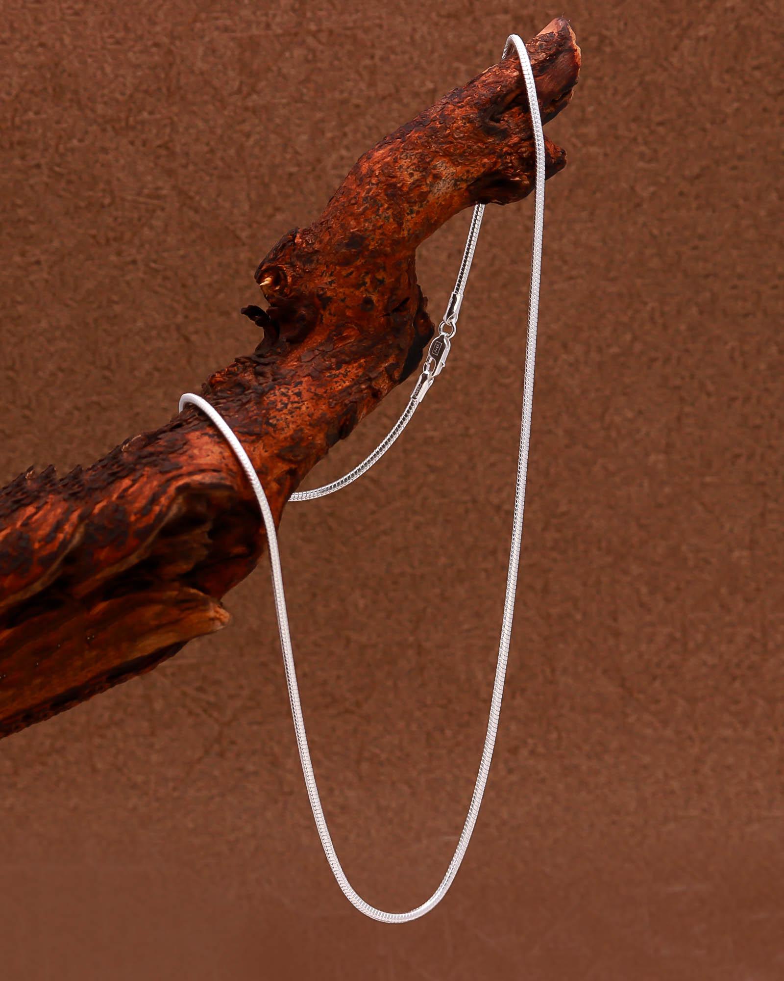 Pure Silver 925 Chain – Lightweight & Comfortable Wear