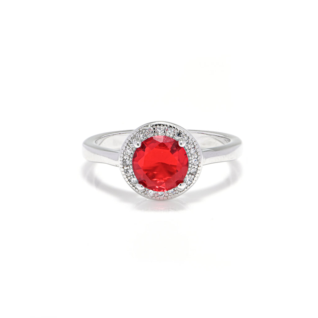 High-Quality 925 Sterling Silver Ring with a Radiant Cubic Zirconia Stone for Wedding Wear