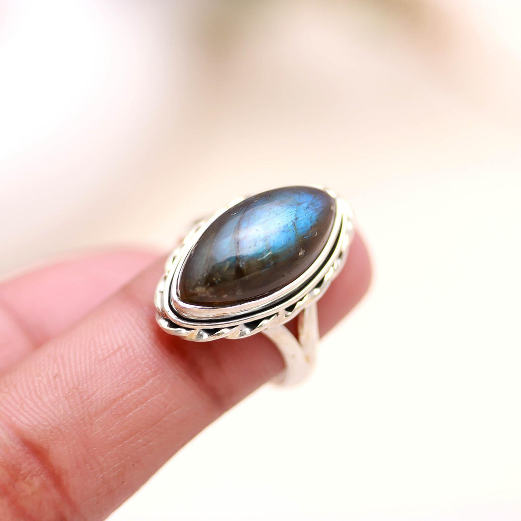 925 Sterling Silver Labradorite Ring – Oval Gemstone, Handmade Jewelry, Oxidised Finish