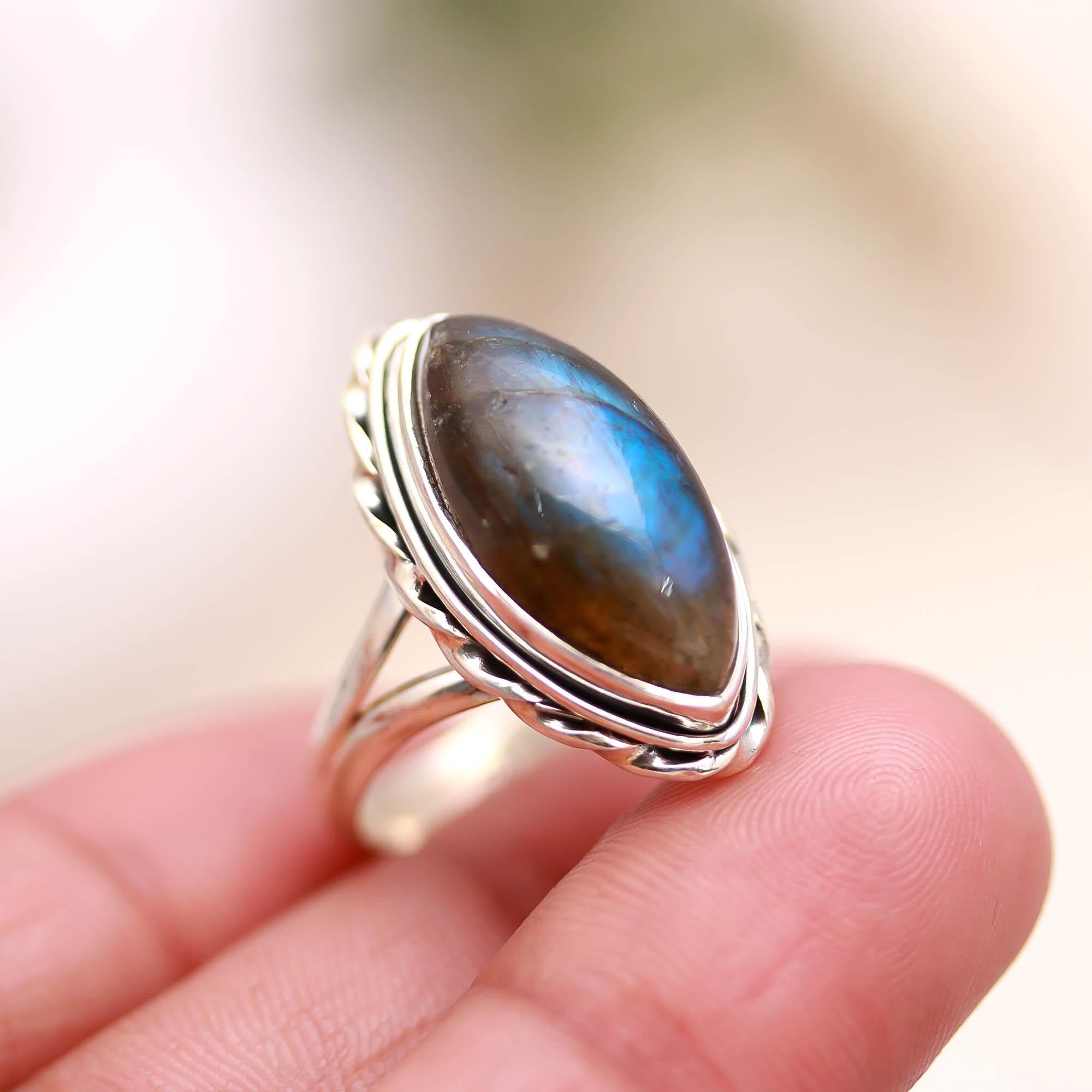 925 Sterling Silver Labradorite Ring – Oval Gemstone, Handmade Jewelry, Oxidised Finish