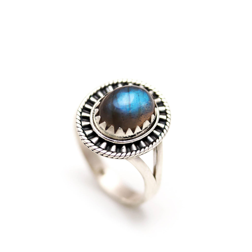 Vintage 925 Sterling Silver Labradorite Ring – Oval Gemstone Handmade Jewelry Oxidised Jewellery