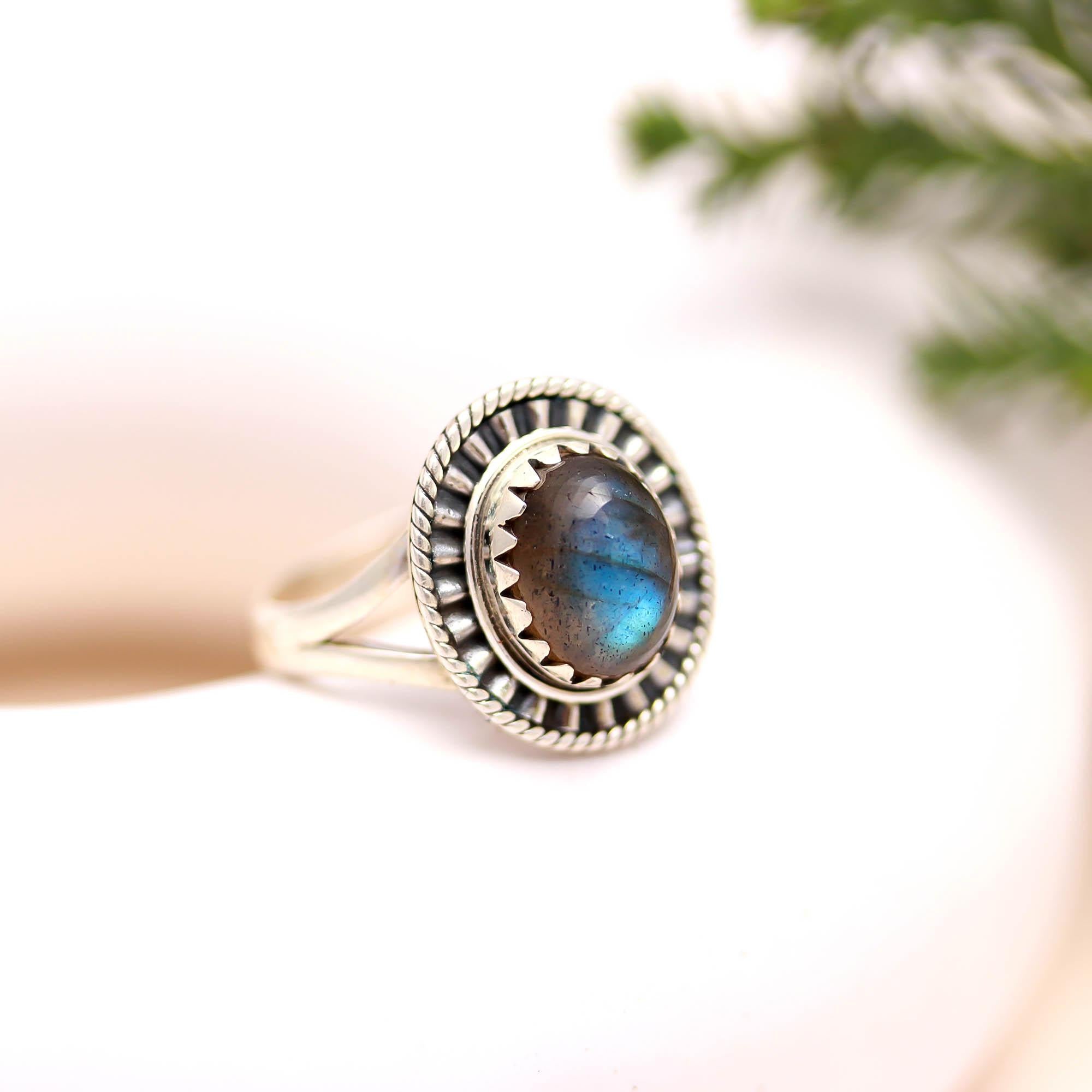 Vintage 925 Sterling Silver Labradorite Ring – Oval Gemstone Handmade Jewelry Oxidised Jewellery