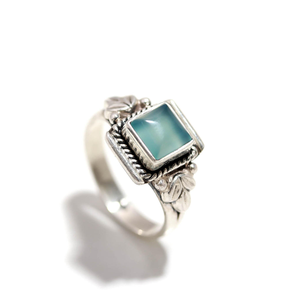 925 Sterling Silver Aqua Chalcedony Ring – Oval Gemstone Vintage Jewelry