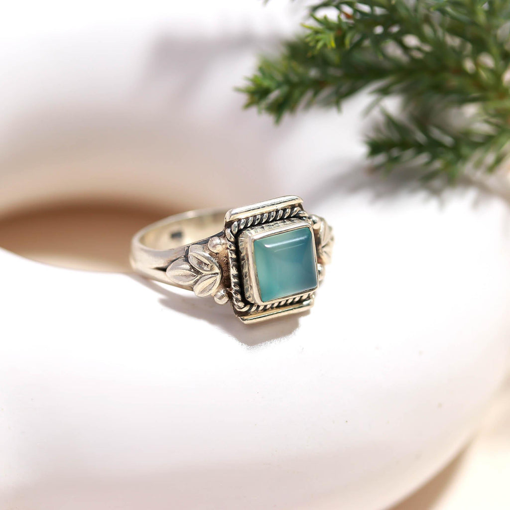 925 Sterling Silver Aqua Chalcedony Ring – Oval Gemstone Vintage Jewelry