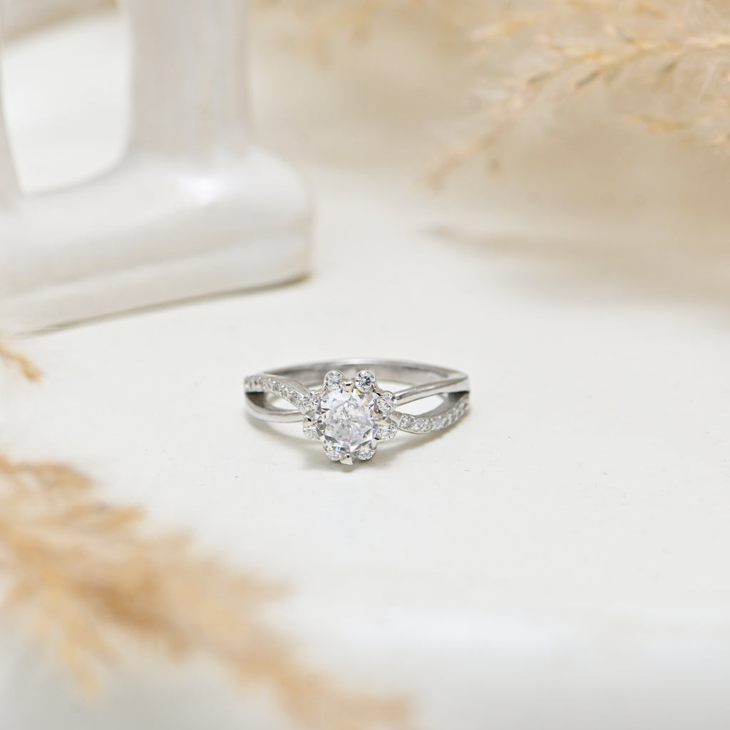 Premium 925 Sterling Silver Ring with Sparkling Round CZ Minimal Ring