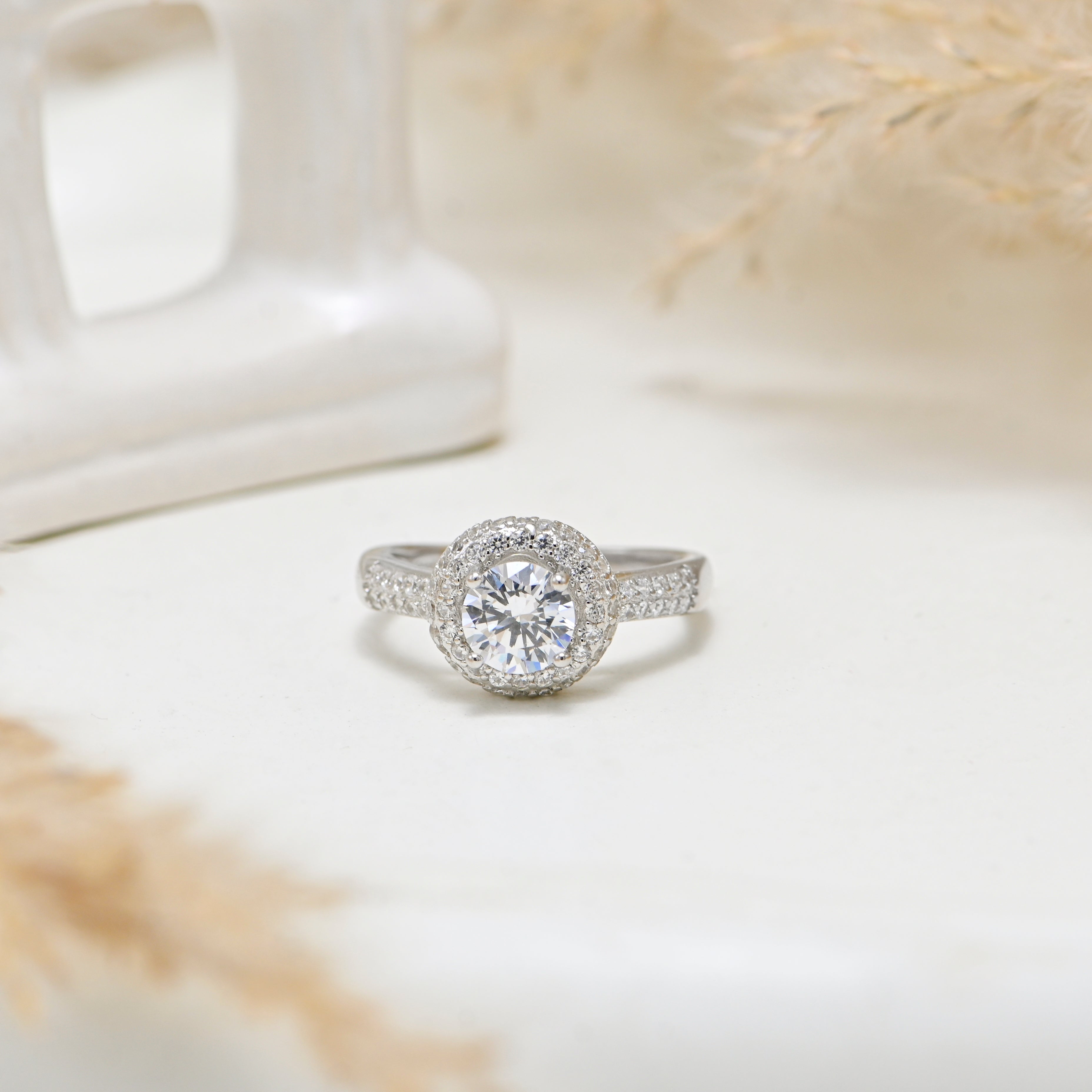 Women’s 925 Silver Ring Round Brilliant Cubic Zirconia Setting Wedding Band