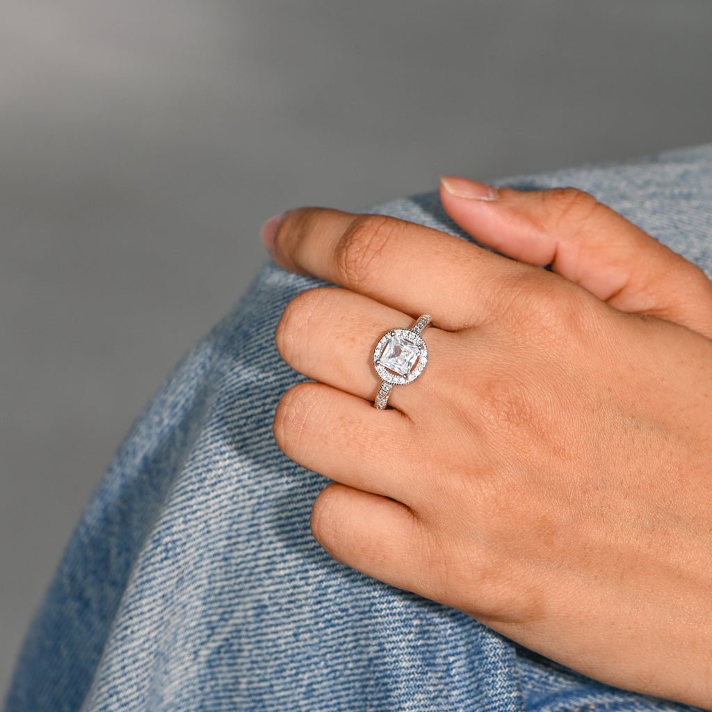 Radiant 925 Sterling Silver Round Cubic Zirconia Ring – Rhodium Plated