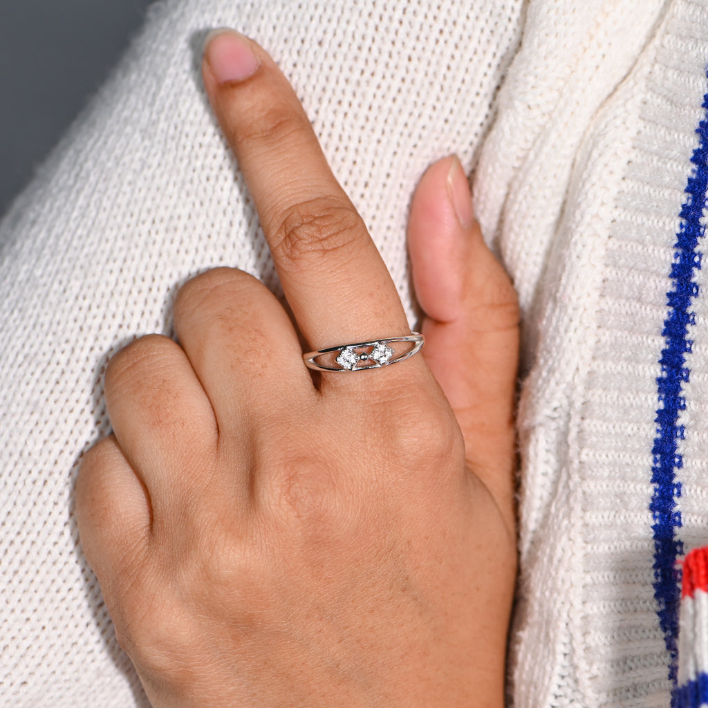 Minimalist 925 Sterling Silver Round Cubic Zirconia Ring Party Wear