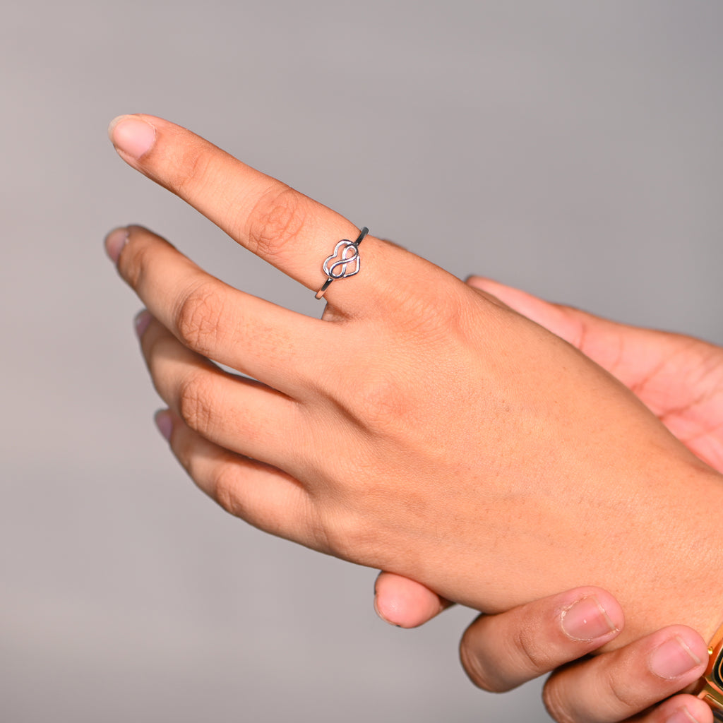 Pure Elegance 925 Sterling Silver CZ Ring with Round Sparkle