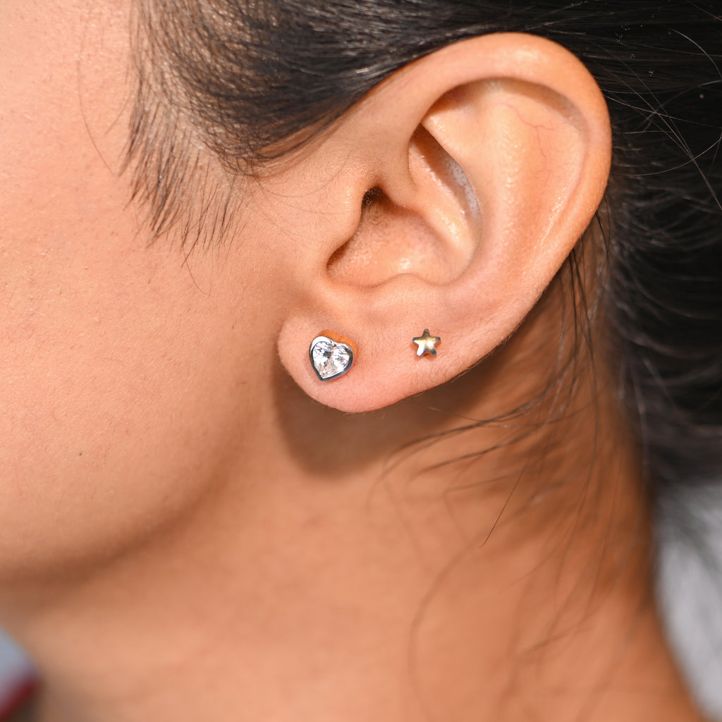 22KT Hallmark Gold Rhodium-Finished Heart Brilliant Cubic Zirconia Stud Earrings