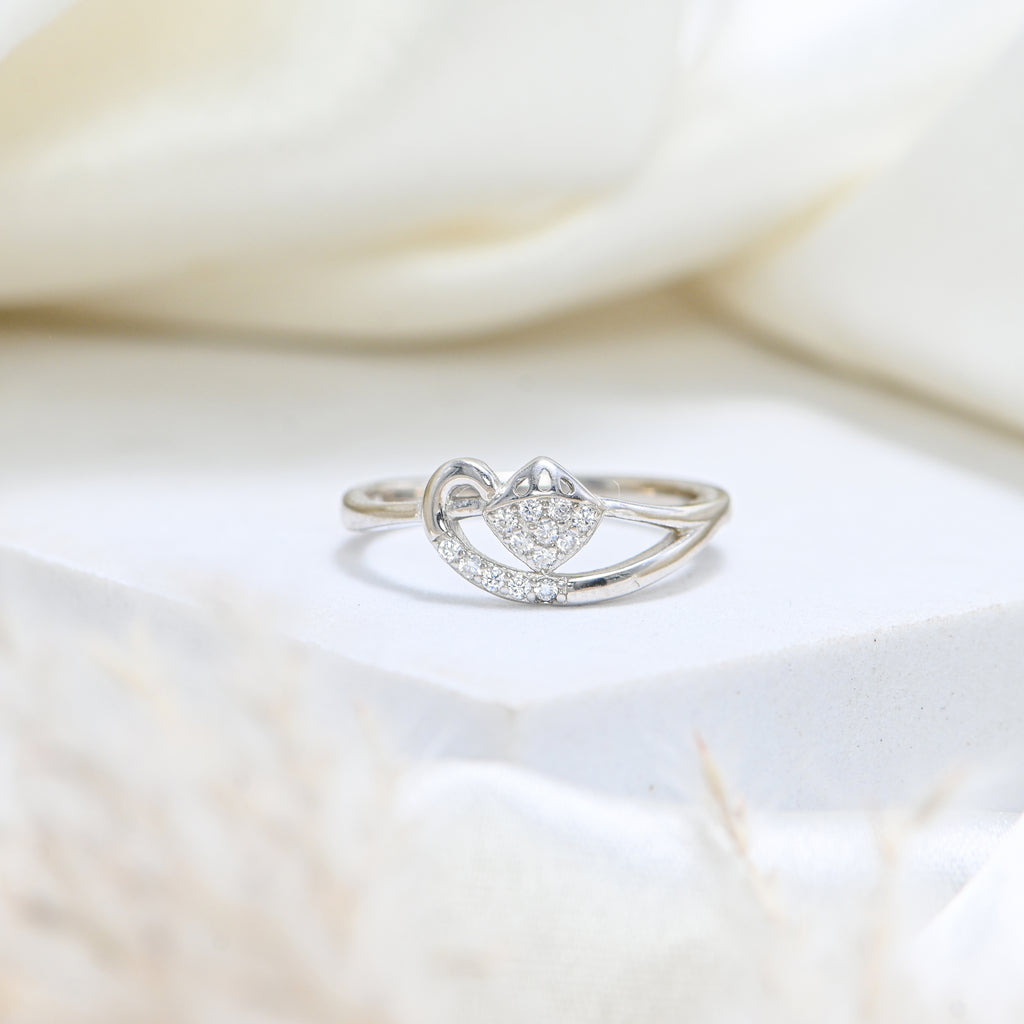 Refined 925 Sterling Silver Cubic Zirconia Ring | Round Stone Rhodium Finish