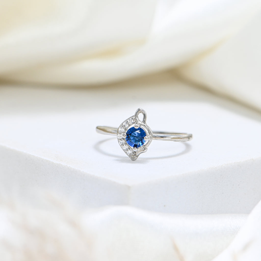 Luxury 925 Sterling Silver Cubic Zirconia Ring with Round Sparkle & Rhodium Finish