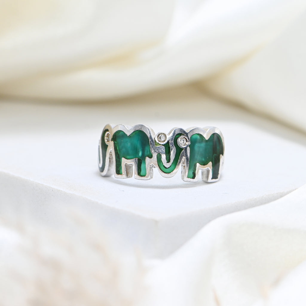 Elegant 925 Sterling Silver Cubic Zirconia Ring – Round Sparkling Gemstone with Rhodium Coating