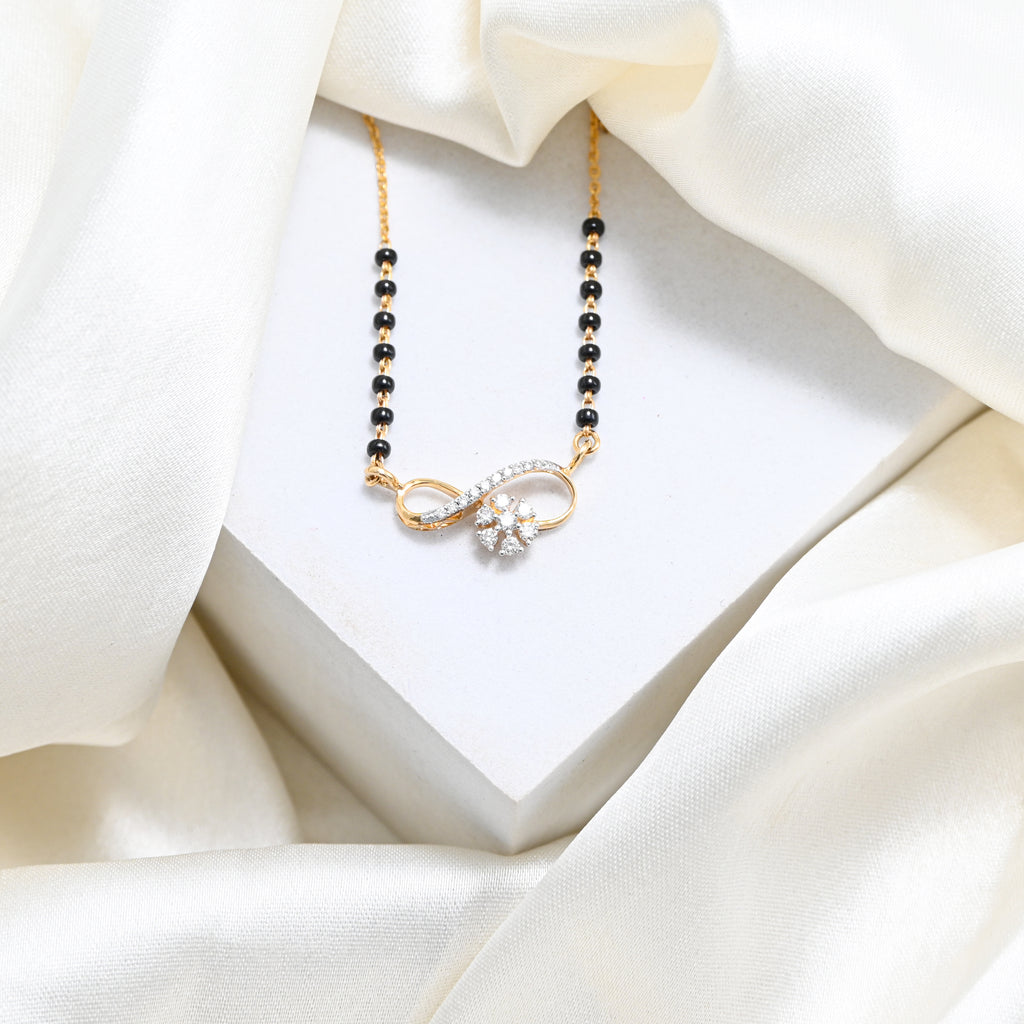 18KT Hallmark Gold IGI Certified Round Brilliant Diamond Mangalsutra