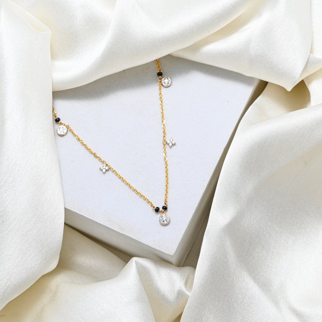 18KT Gold Mangalsutra with Round Brilliant Diamonds – Traditional & Timeless