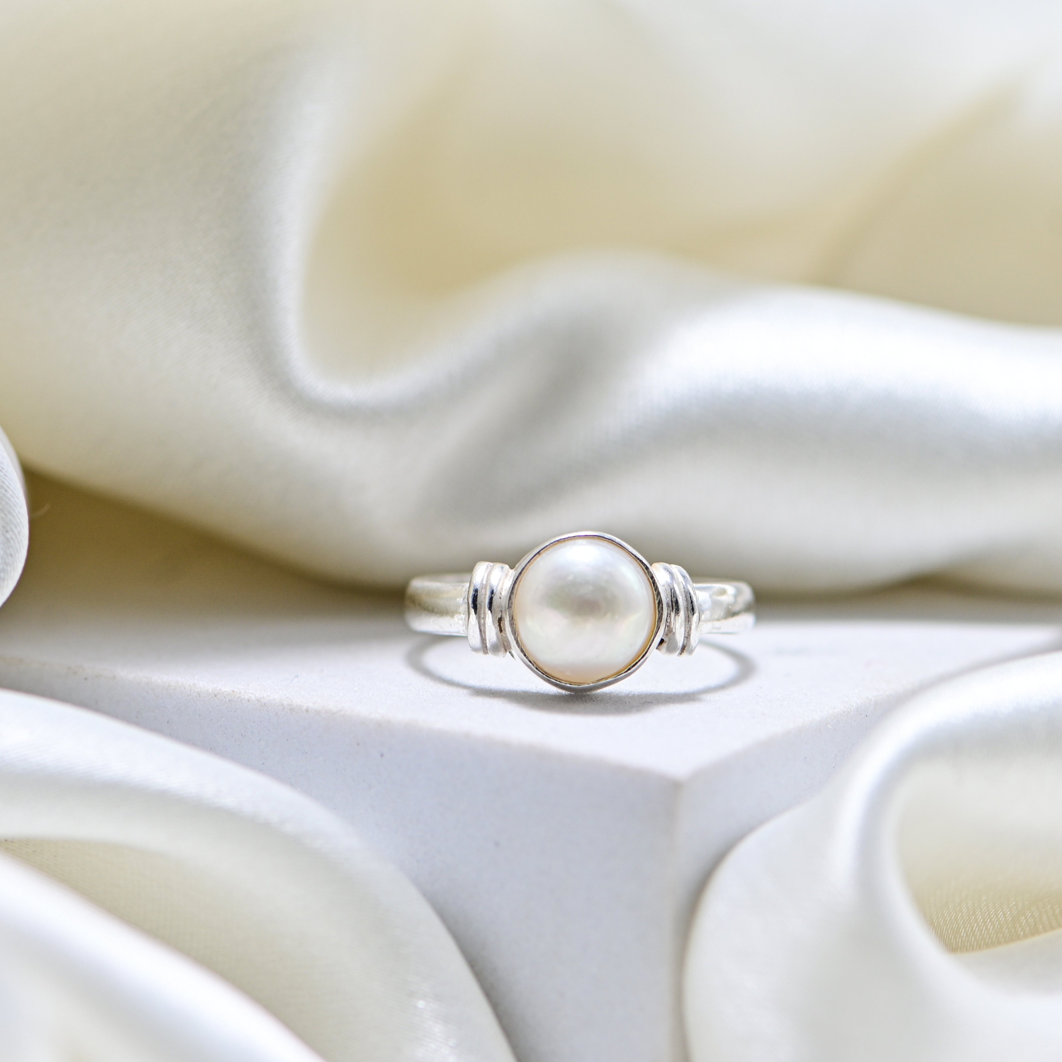 925 Silver Pearl Ring, Round High Polish Everyday Wear Jewellery