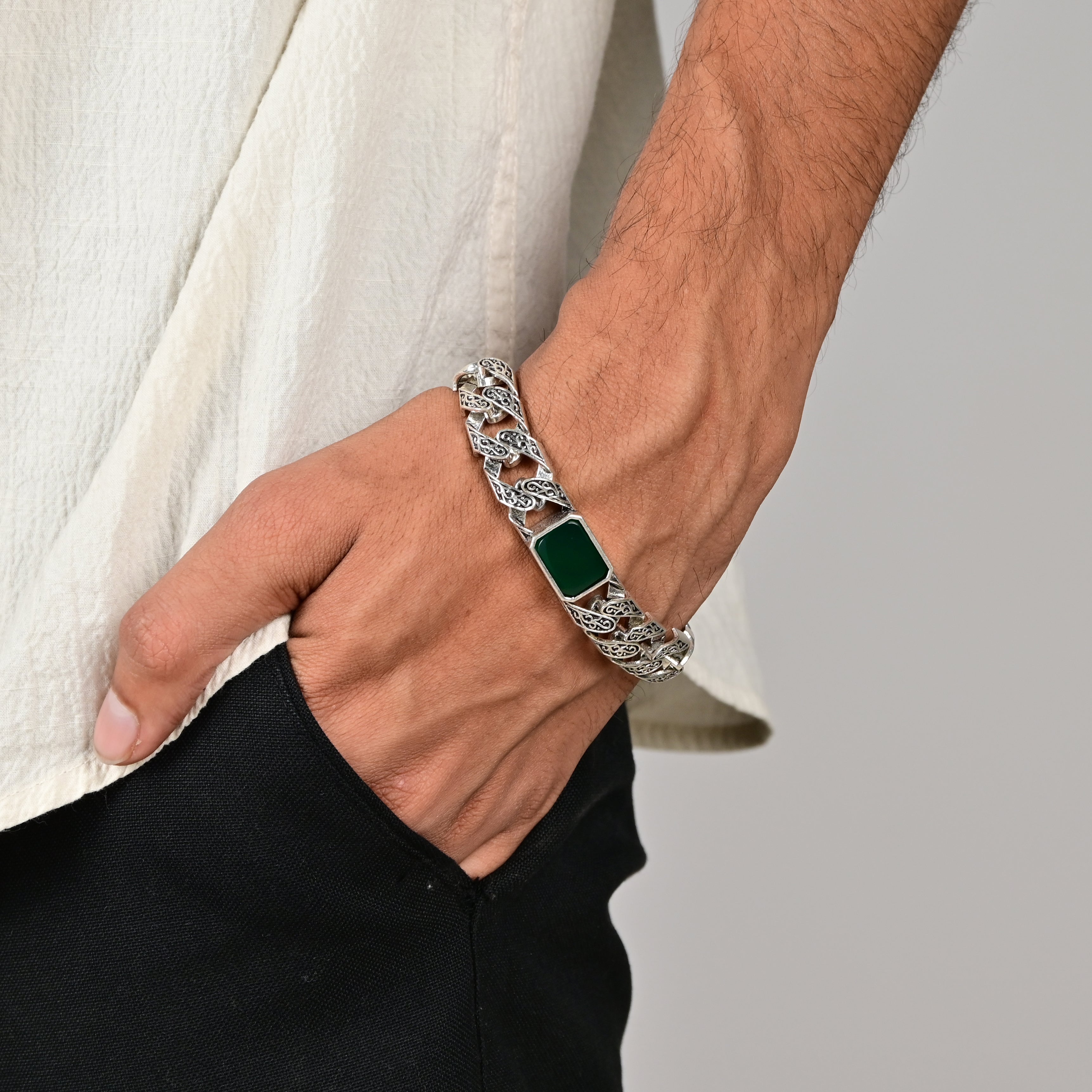 925 Sterling Silver Kada Bracelet Green Stone Traditional Vintage Design Jewelry