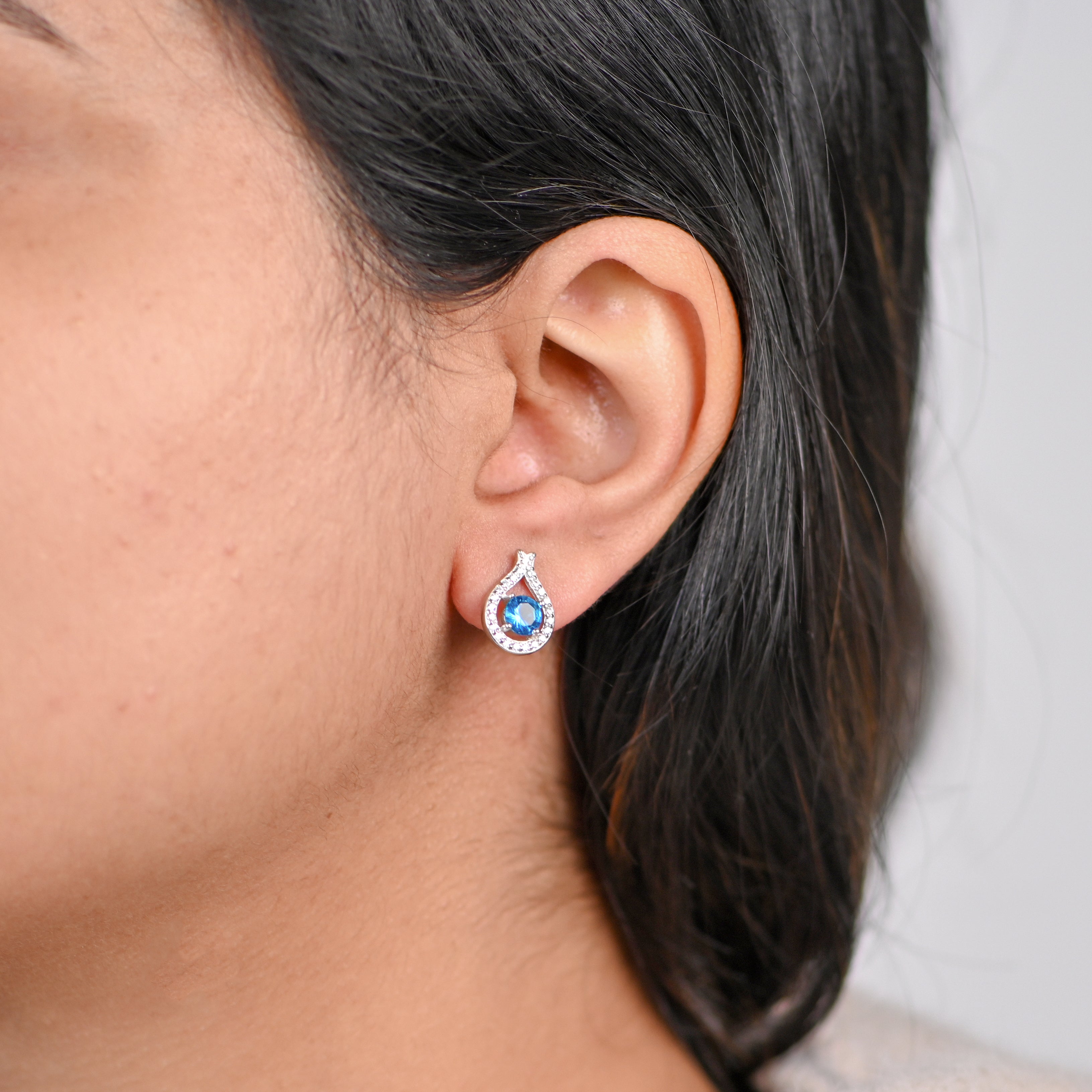 Rhodium-Plated 925 Sterling Silver Earrings with Round Brilliant Cubic Zirconia