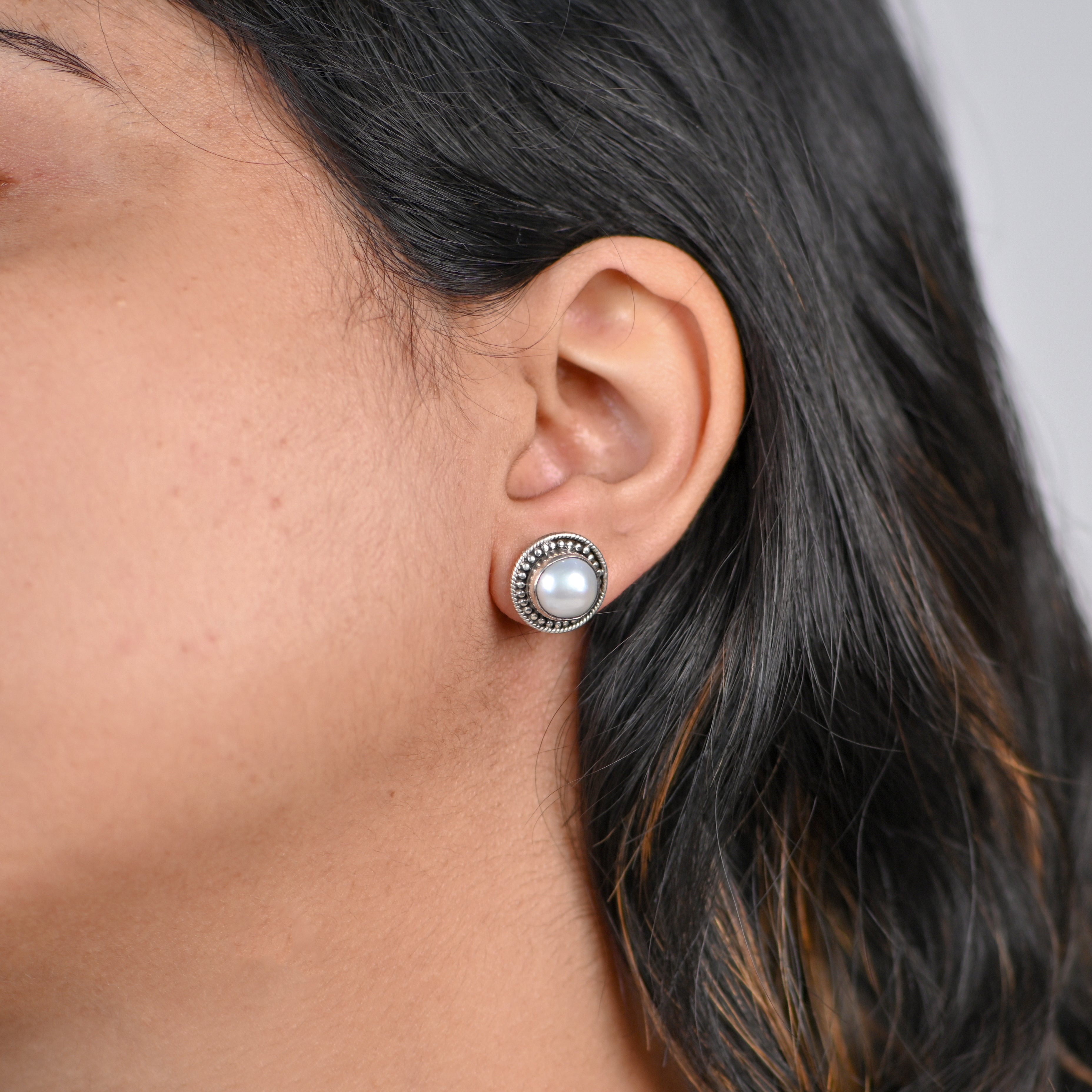 Antique Finish 925 Sterling Silver Round Pearl Earrings