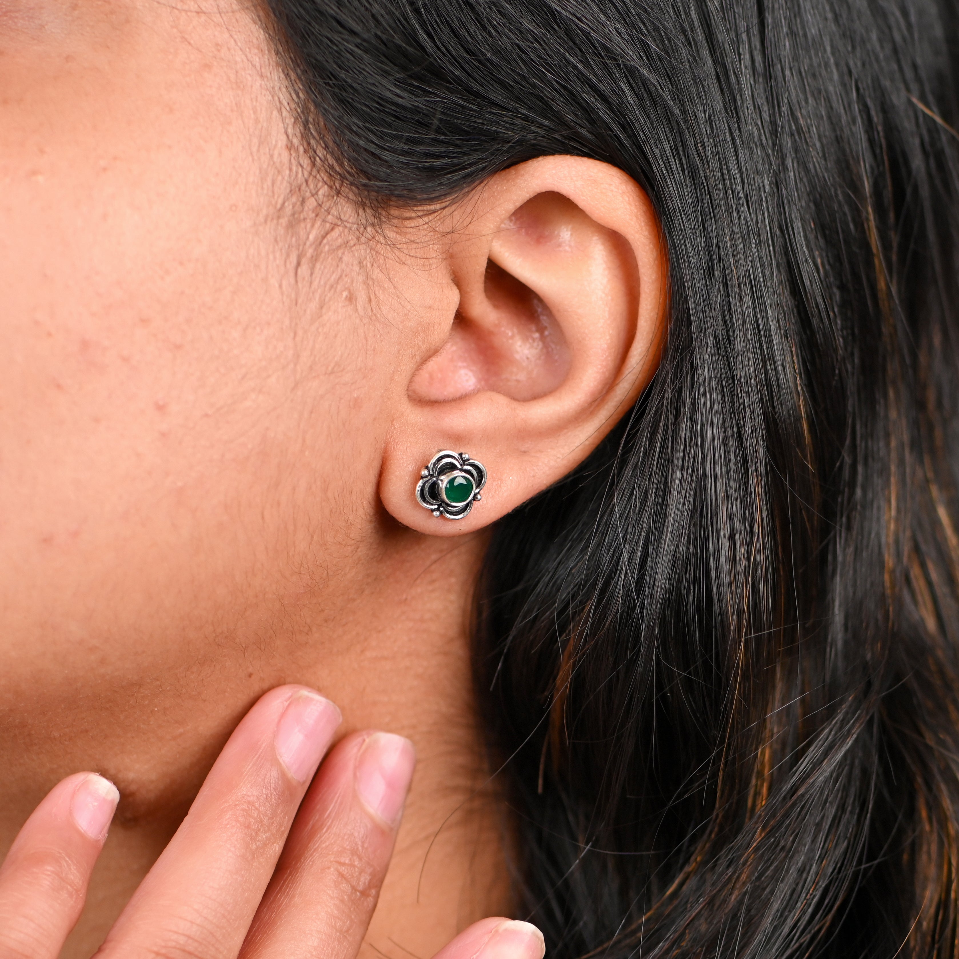925 Sterling Silver Oxidised Emerald Round Brilliant Earrings