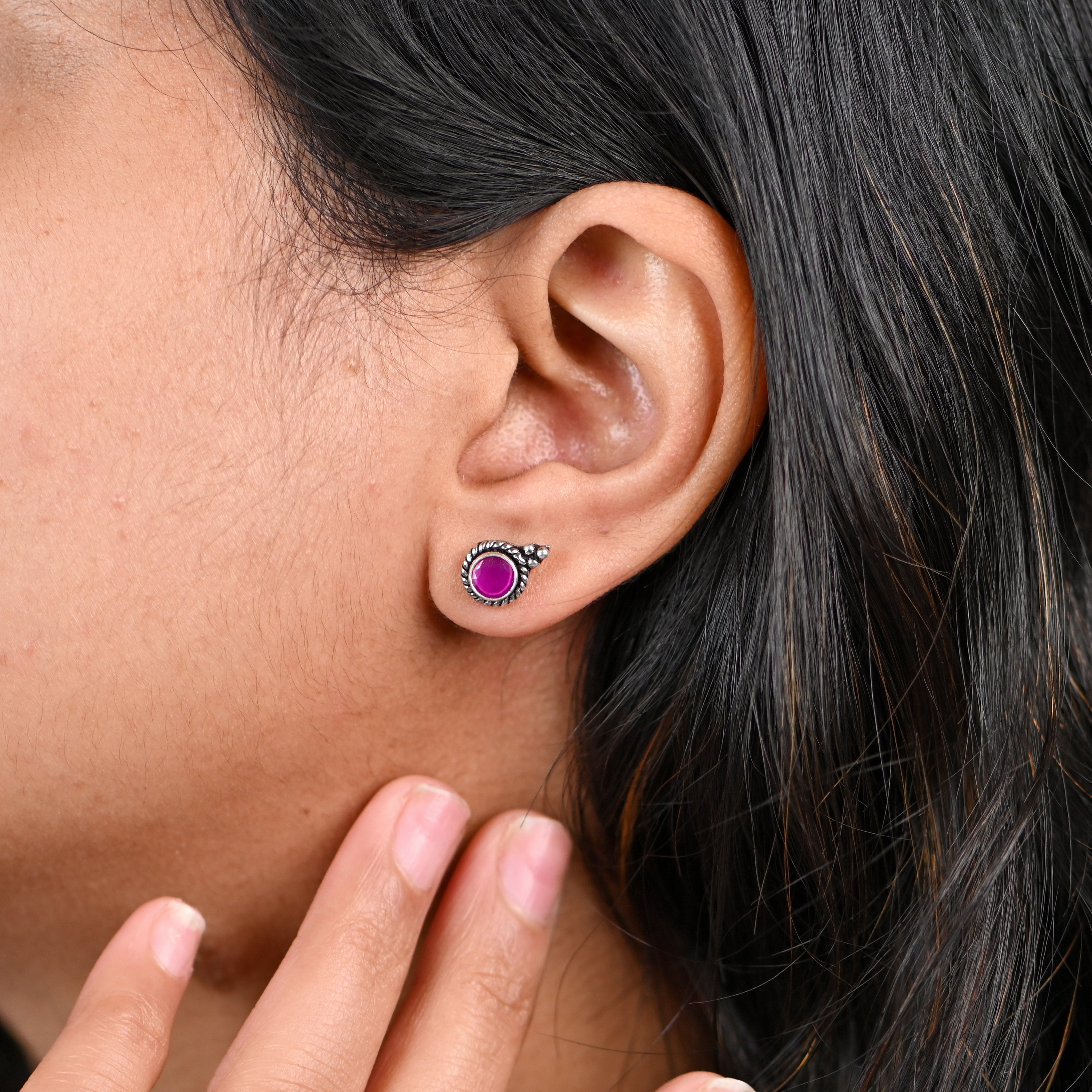 925 Sterling Silver Oxidised Red Garnet Round Brilliant Earrings
