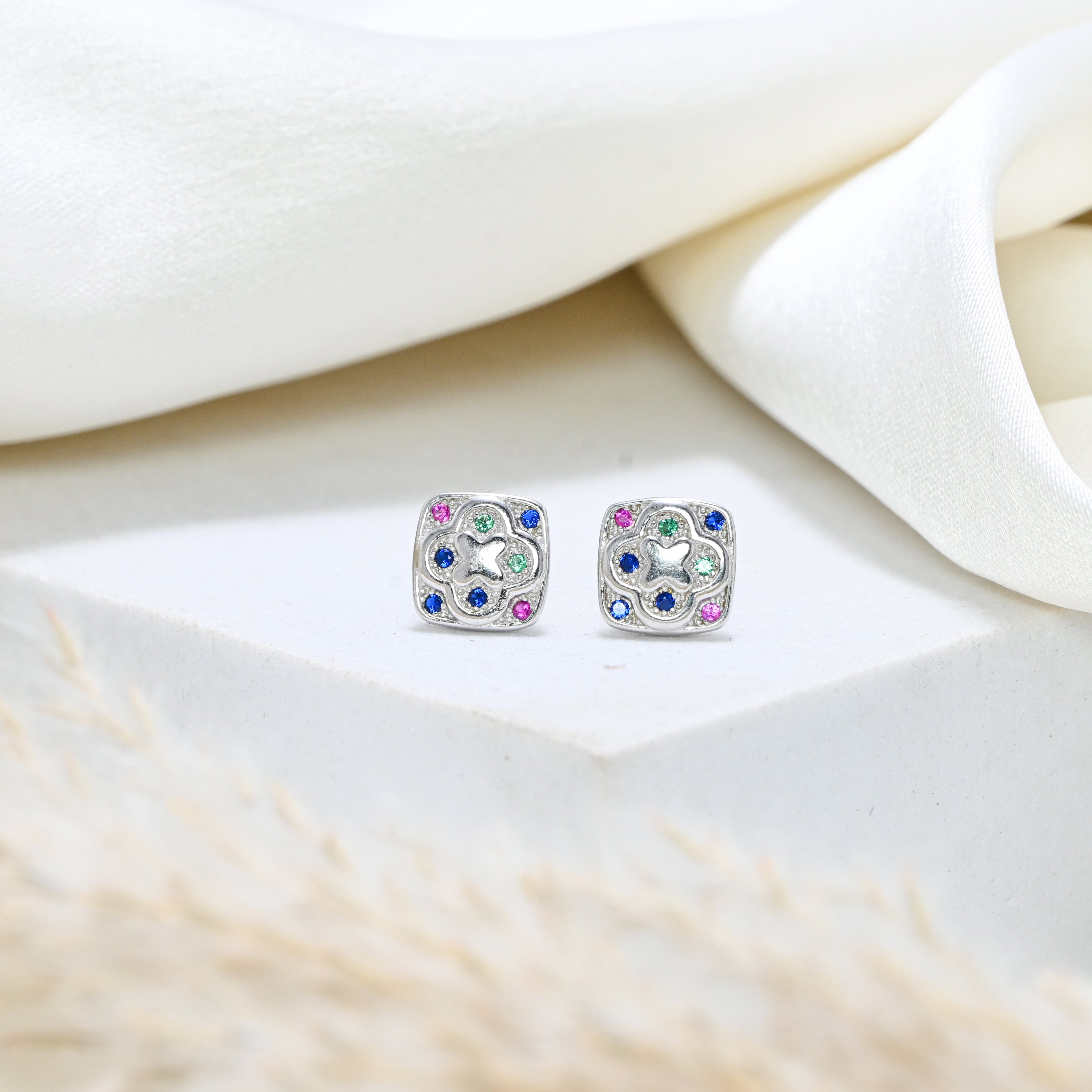 925 Sterling Silver Rhodium Plated Round CZ Stud Earrings for Women