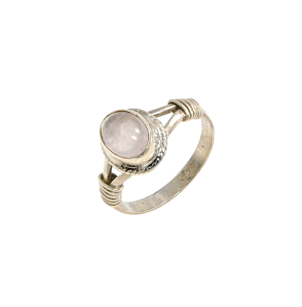 925 Sterling Silver Oval Rose Quartz Ring – Brilliant Cut with Oxidised Turkish Finish
