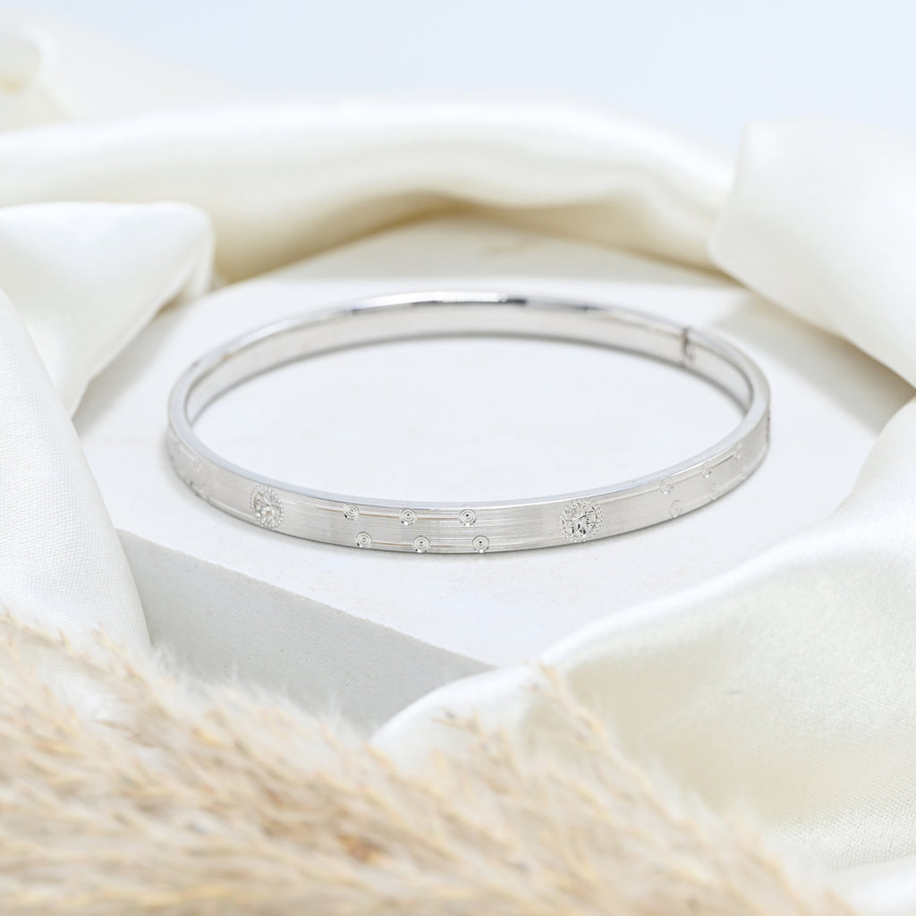 925 Sterling Silver Classic Elegant Bangle – Minimalist