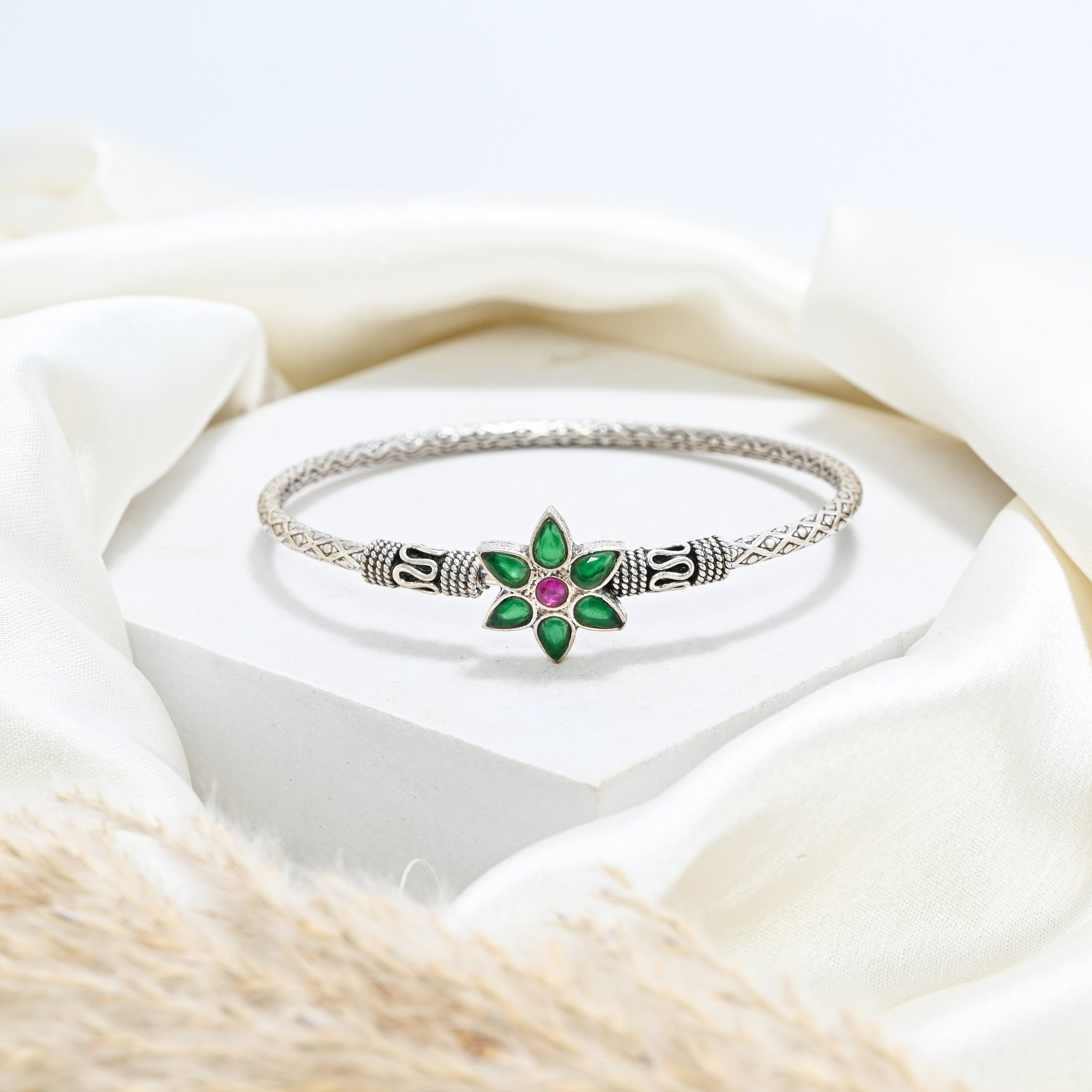 Traditional Turkish Oxidised 925 Silver Bracelet with Round Brilliant CZ & Red Garnet