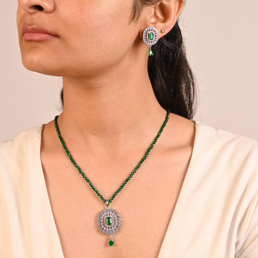 Vintage Style 925 Sterling Silver Green Cubic Zirconia Pendant Set