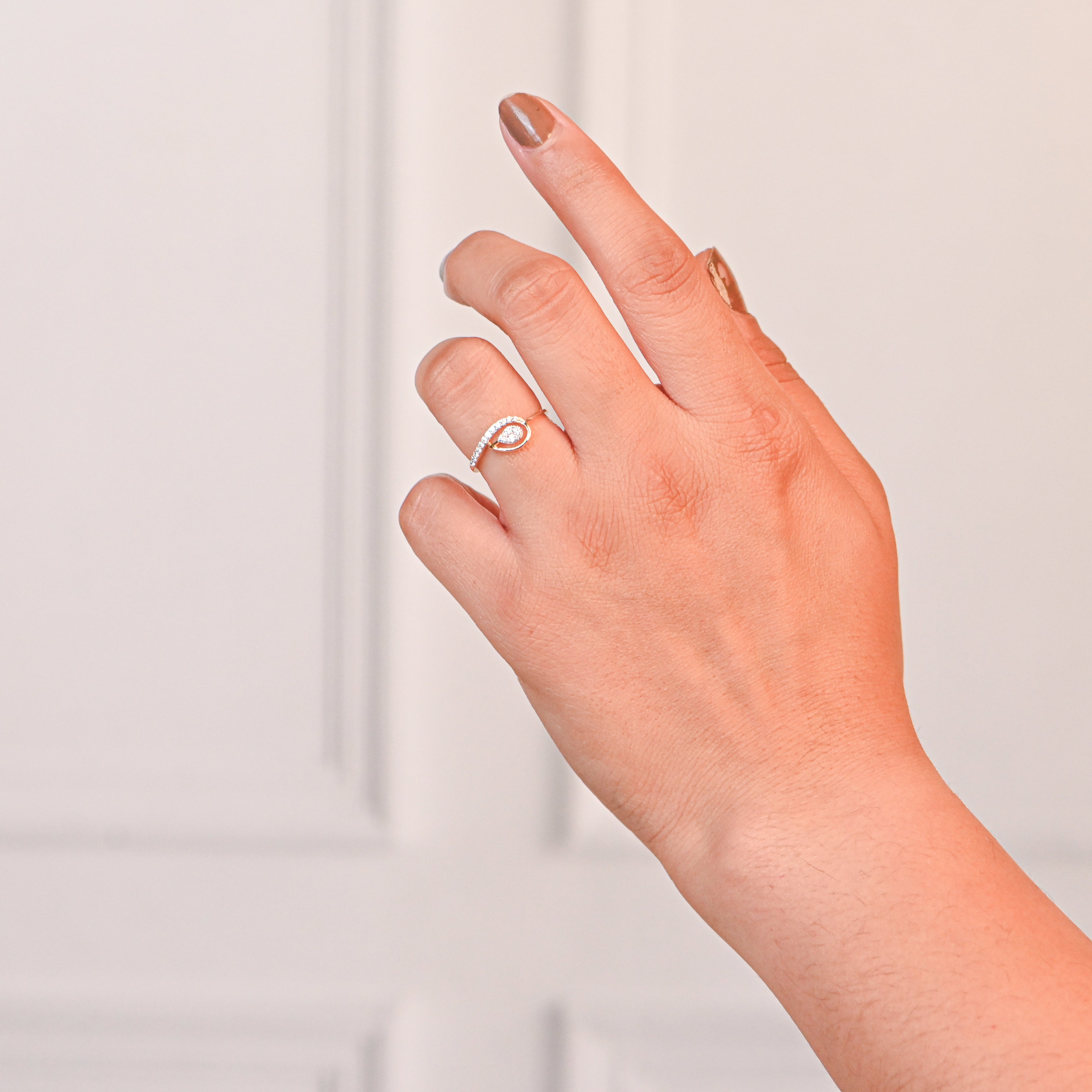 14/18KT Gold Round Brilliant Diamond Handmade Ring – Artisan Engagement or Special Gift