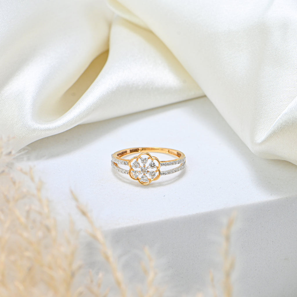 14/18KT Gold Round Brilliant Diamond Statement Ring – Perfect Bridal or Gift Selection