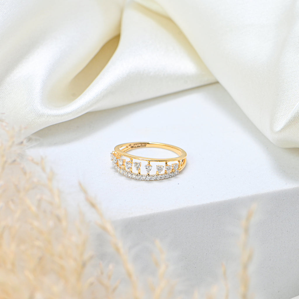 14/18KT Gold Round Brilliant Solitaire Ring – Classic Engagement or Love Gift