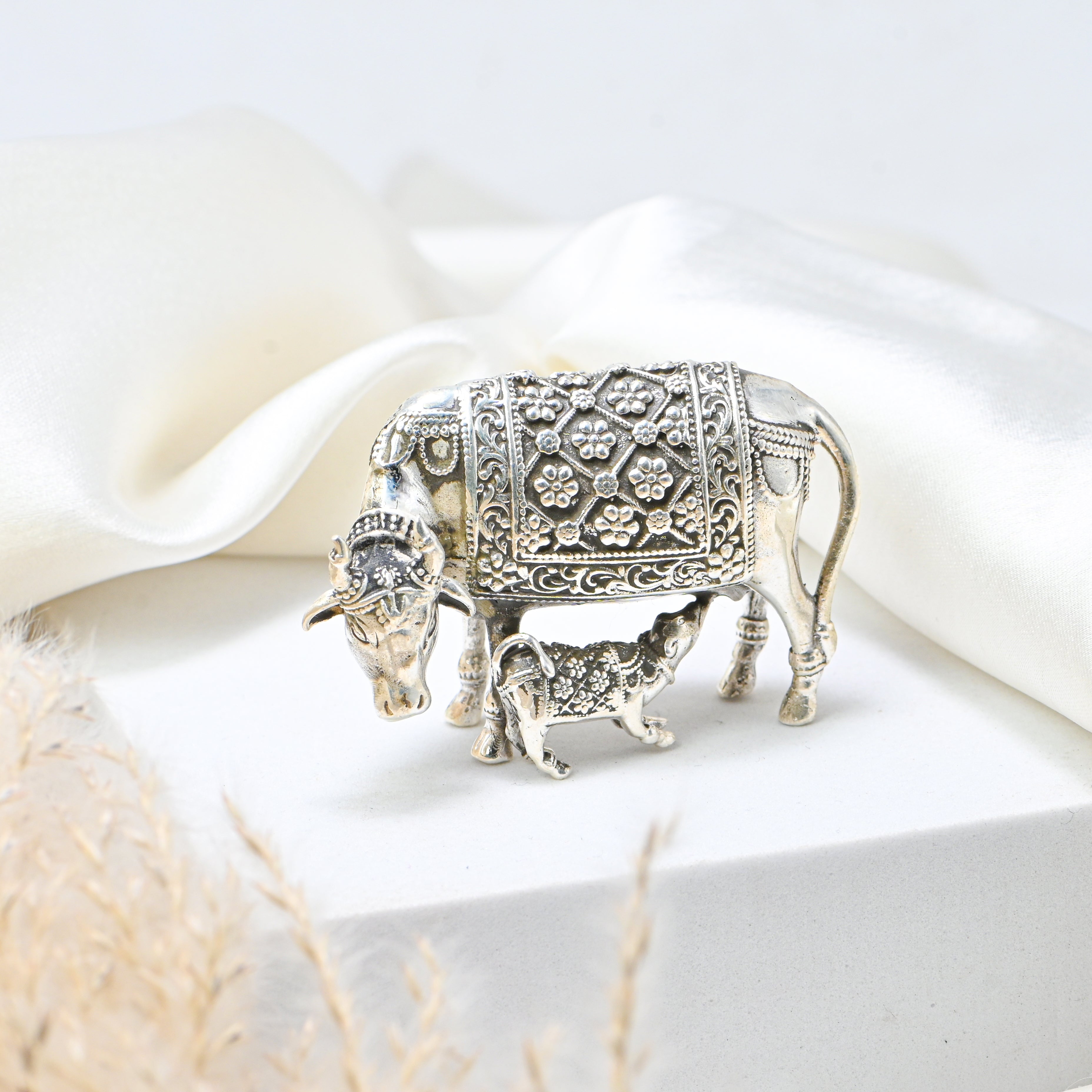 Silver Kamdhenu Cow with Calf Statue | Puja Temple Decor |Statue Cow