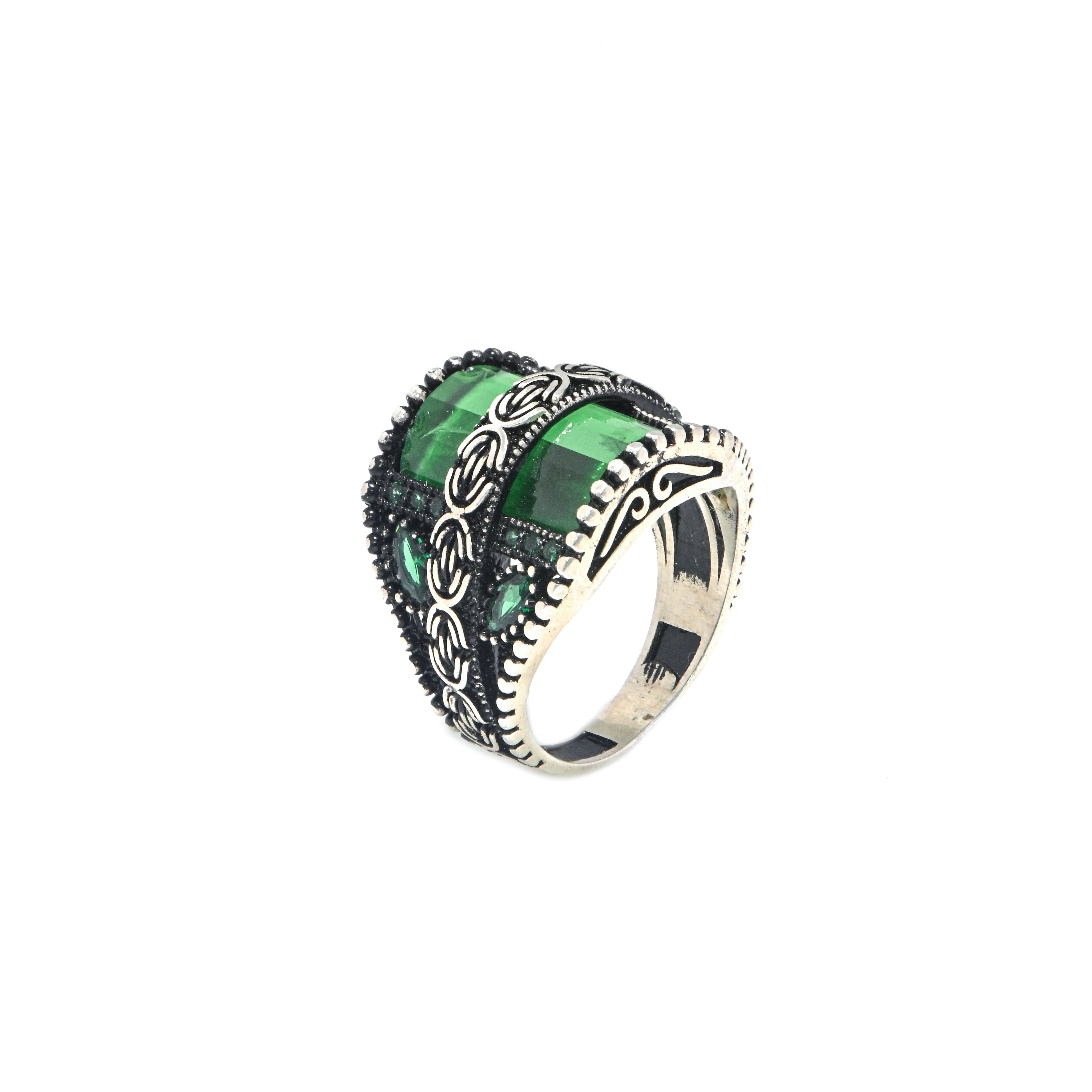 Fashionable Men’s Oxidized Silver Ring with Green Onyx Stylish, Durable, and Comfortable