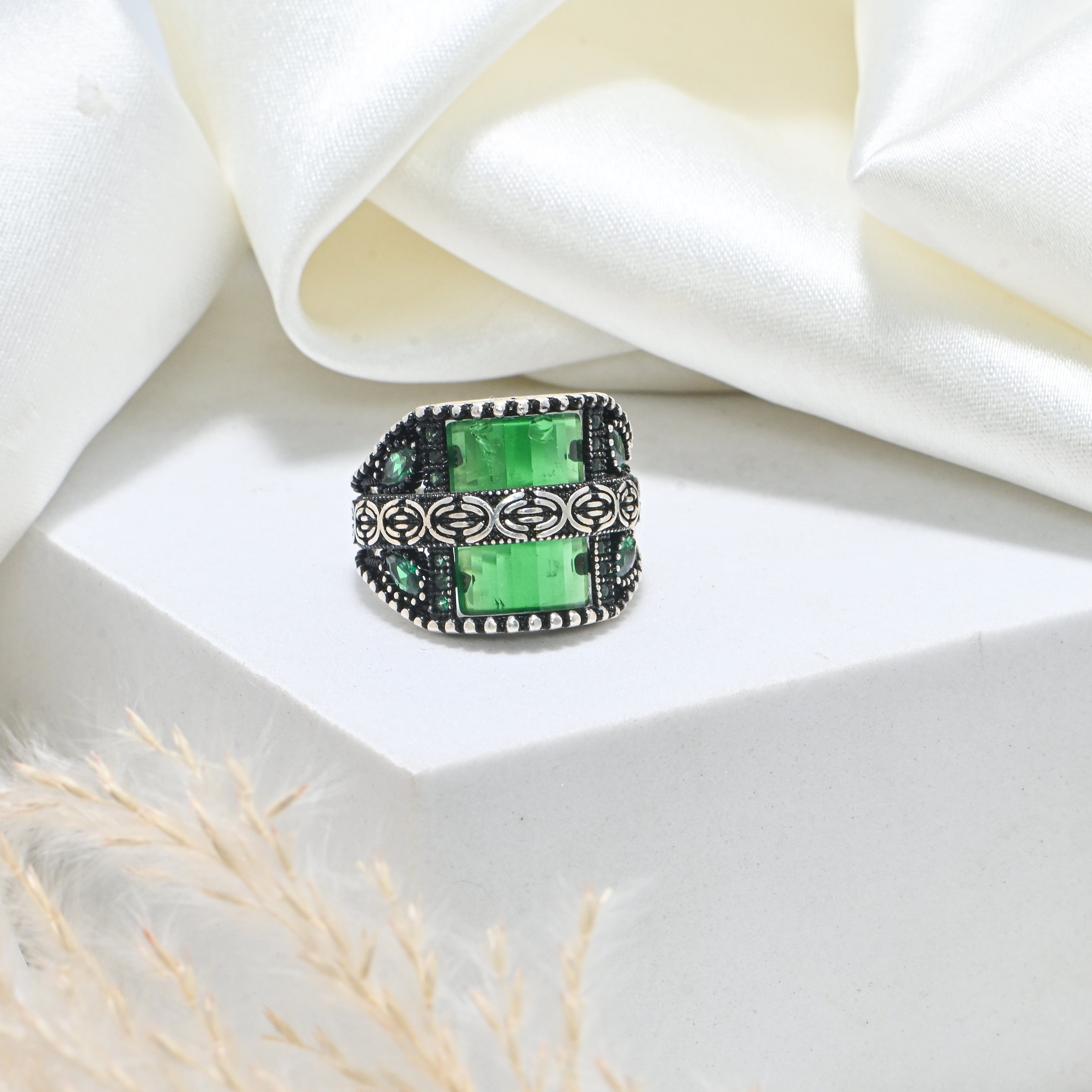 Fashionable Men’s Oxidized Silver Ring with Green Onyx Stylish, Durable, and Comfortable