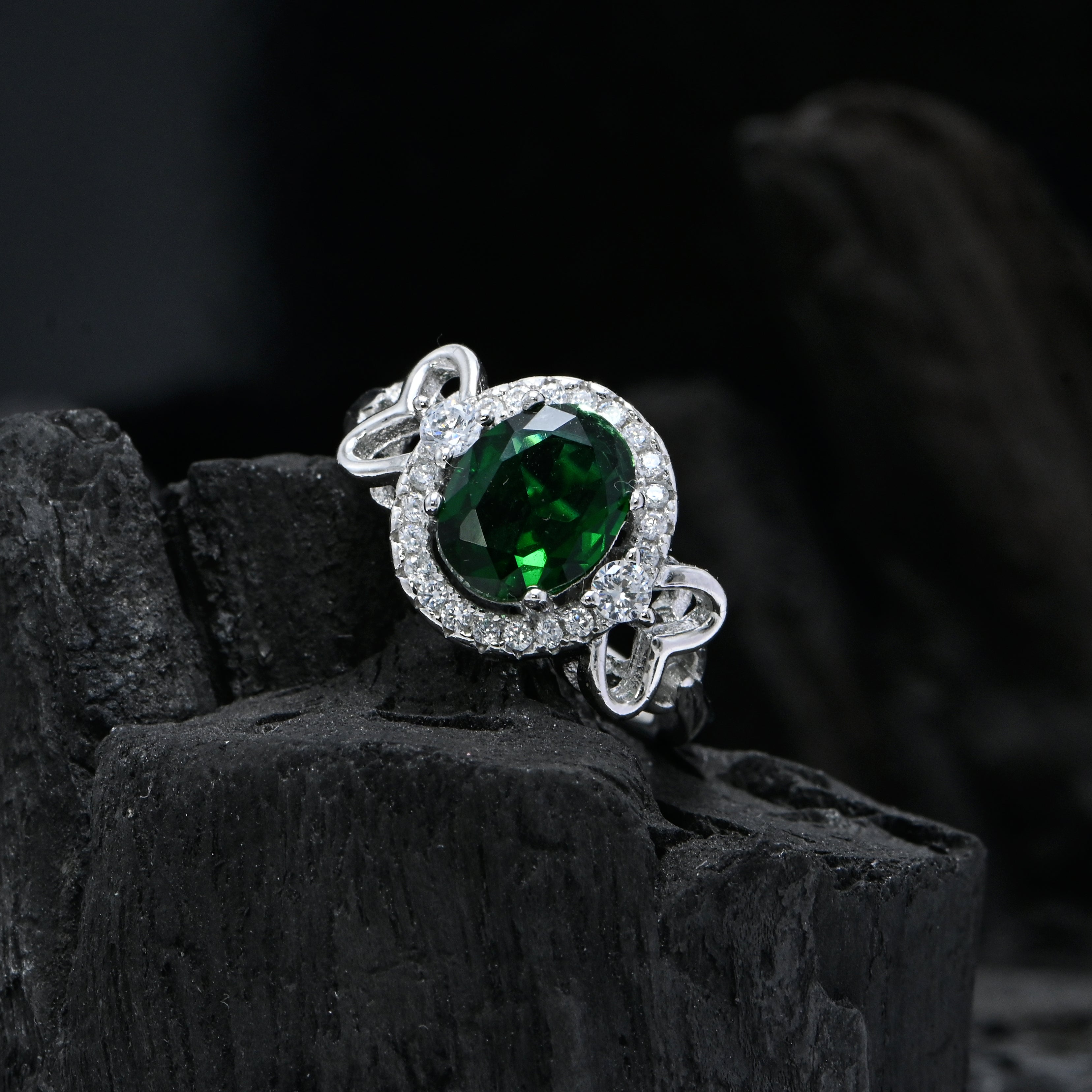 925 Sterling Silver Brilliant Cut CZ Ring Stunning Cubic Zirconia Ring for Engagements, Weddings, or Birthday Gifts