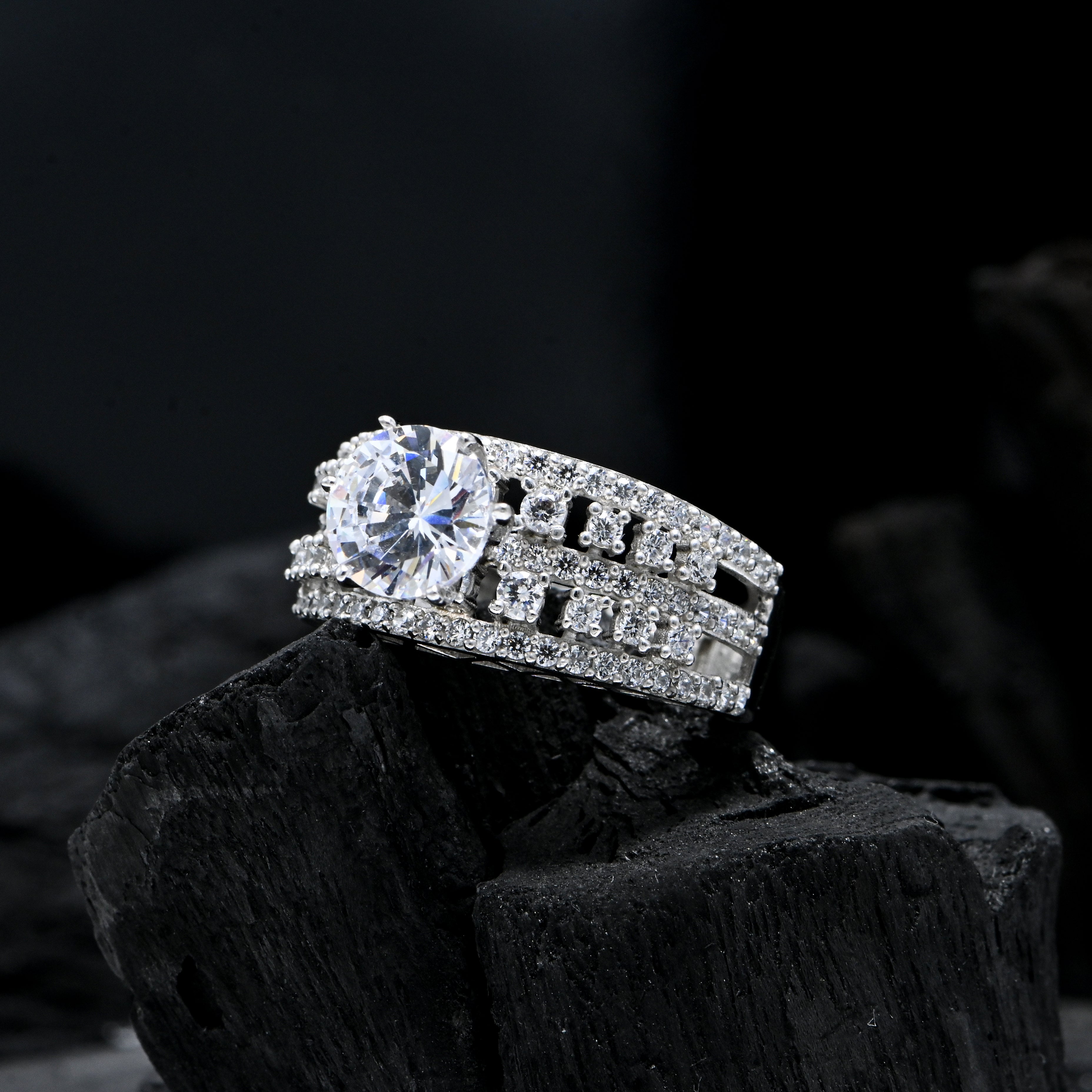 925 Sterling Silver Princess-Cut Cubic Zirconia Statement Ring for Her, Elegant CZ Jewelry, Perfect for Engagement, Promise, Birthday, Anniversary Gift