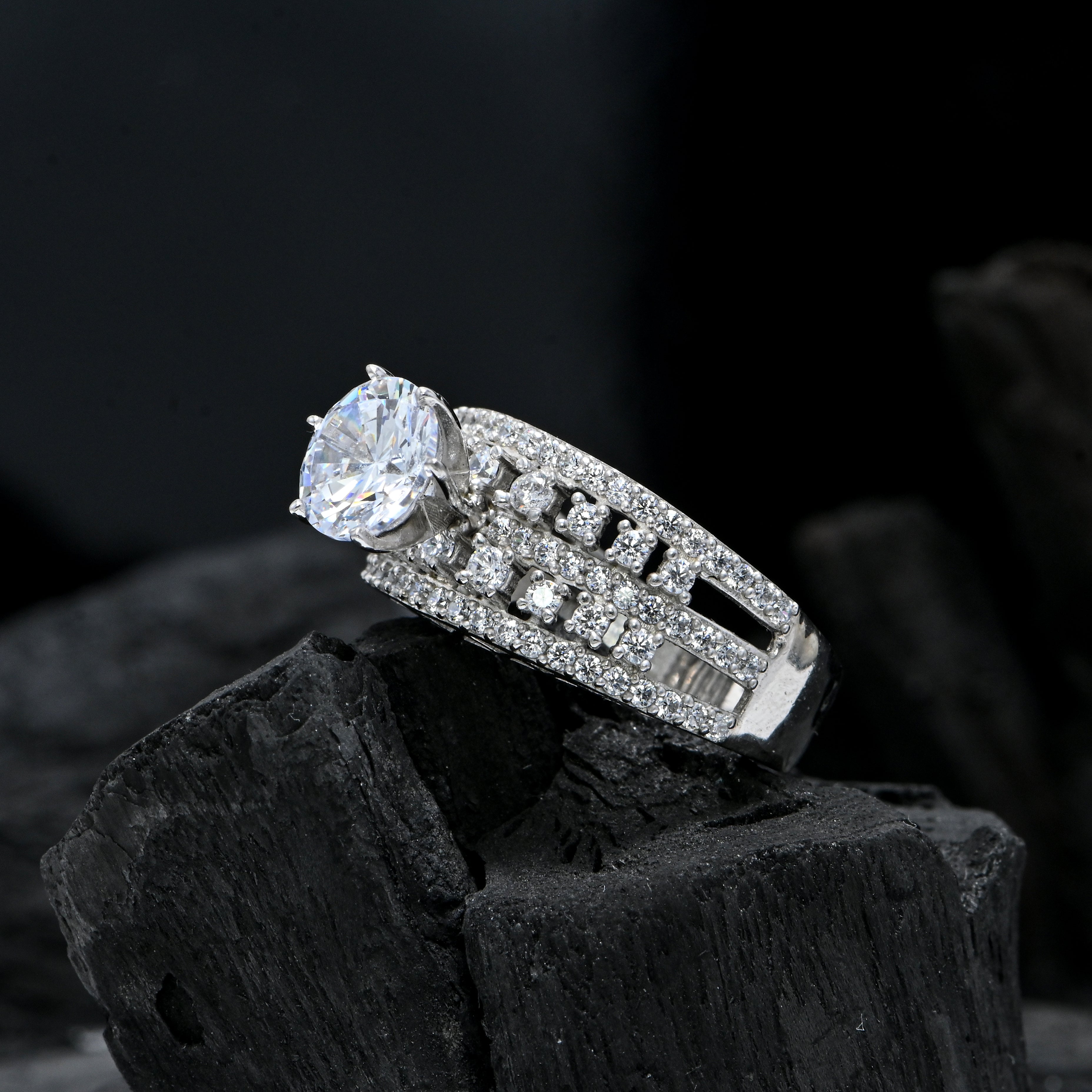 925 Sterling Silver Princess-Cut Cubic Zirconia Statement Ring for Her, Elegant CZ Jewelry, Perfect for Engagement, Promise, Birthday, Anniversary Gift