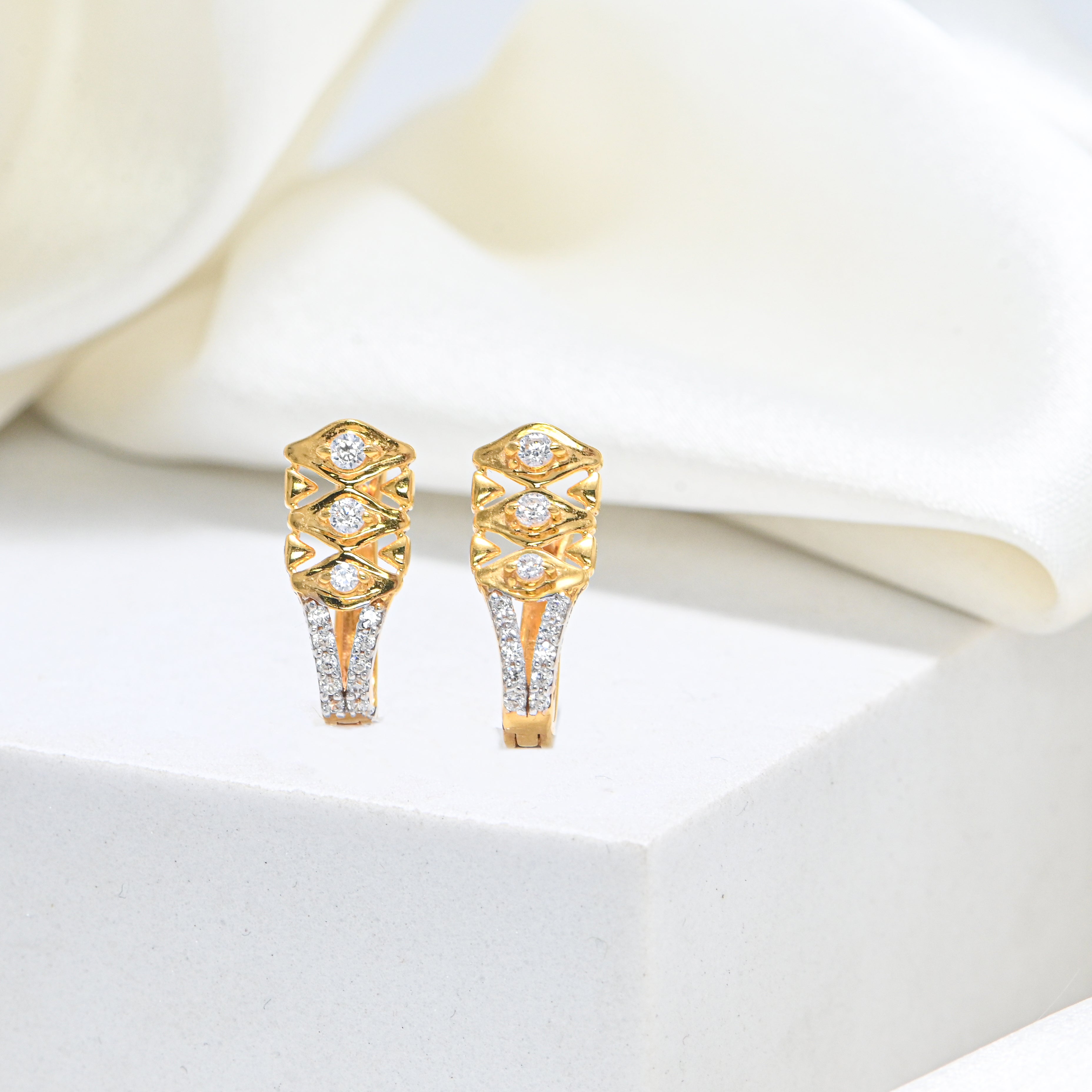 Dainty Round Cubic Zirconia Stud Earrings – 22KT Gold Finish Wedding Gift