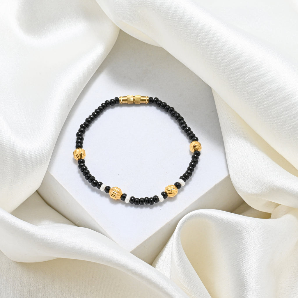 Pair of 22kt Gold Black & Golden Beads Bracelets – Elegant Matching Set
