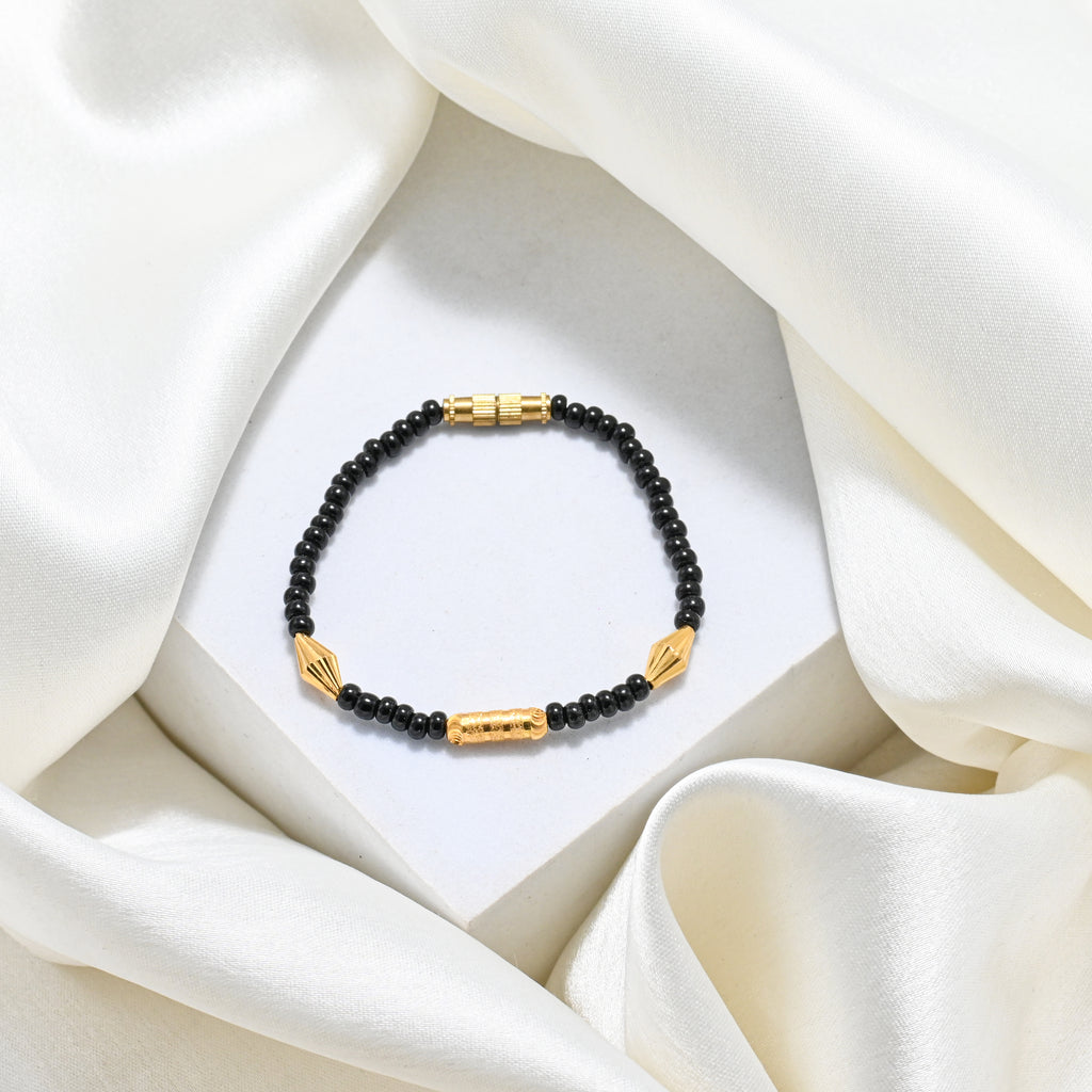 Matching 22kt Gold Black & Golden Beads Bracelet Set