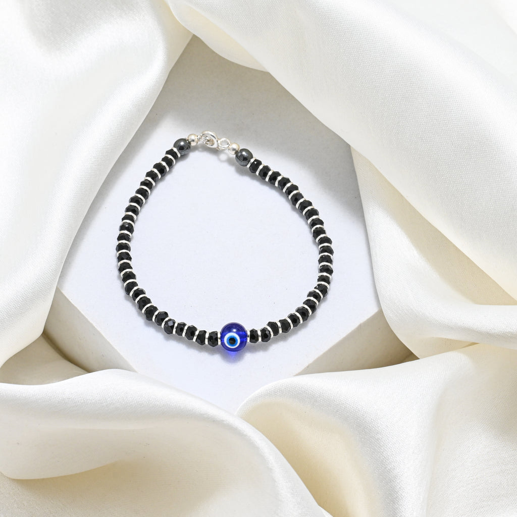 Elegant 22kt Gold Beaded Couple Bracelets – Black & Gold Design