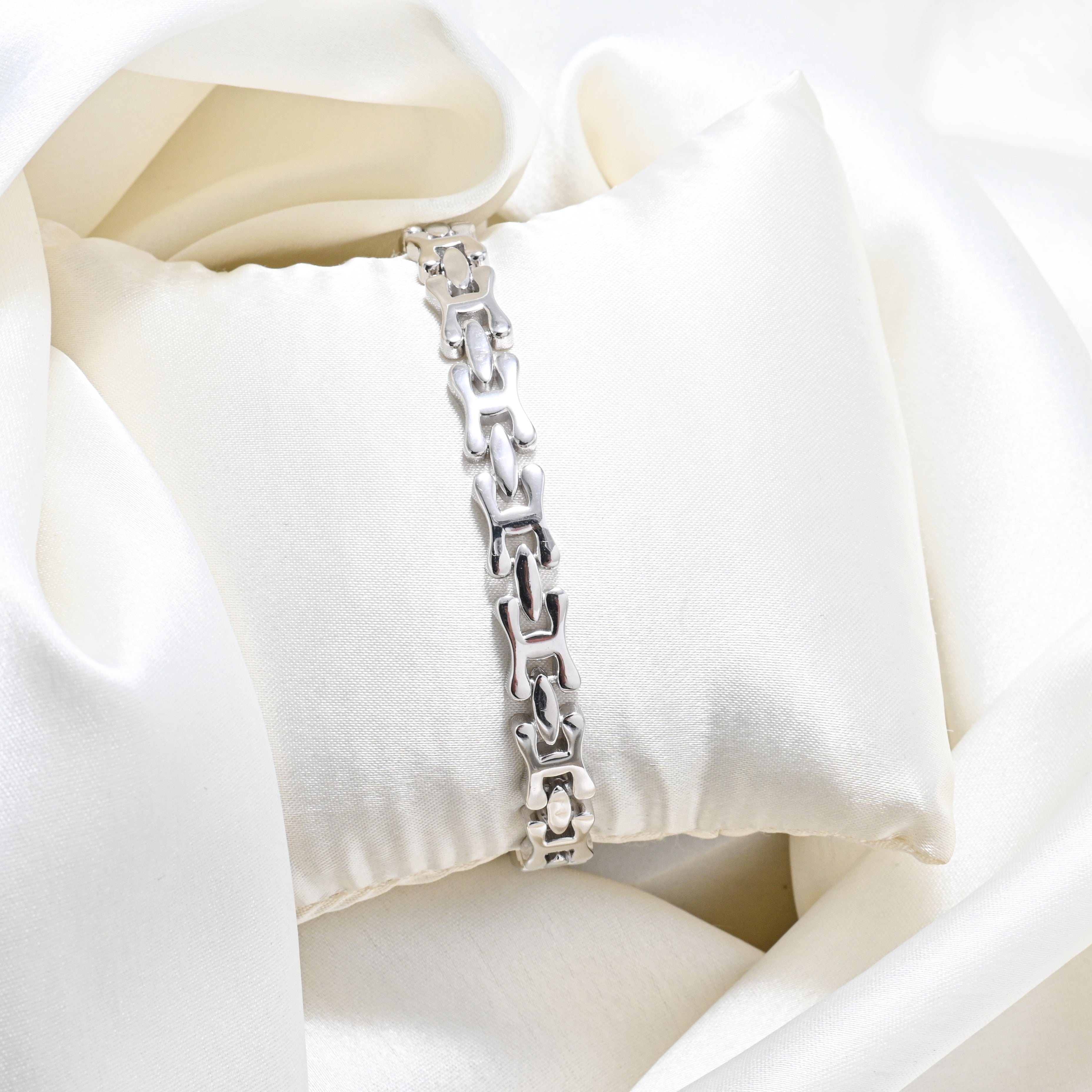 Premium Men’s Rhodium and Gold Polished Bracelet for Everyday Style