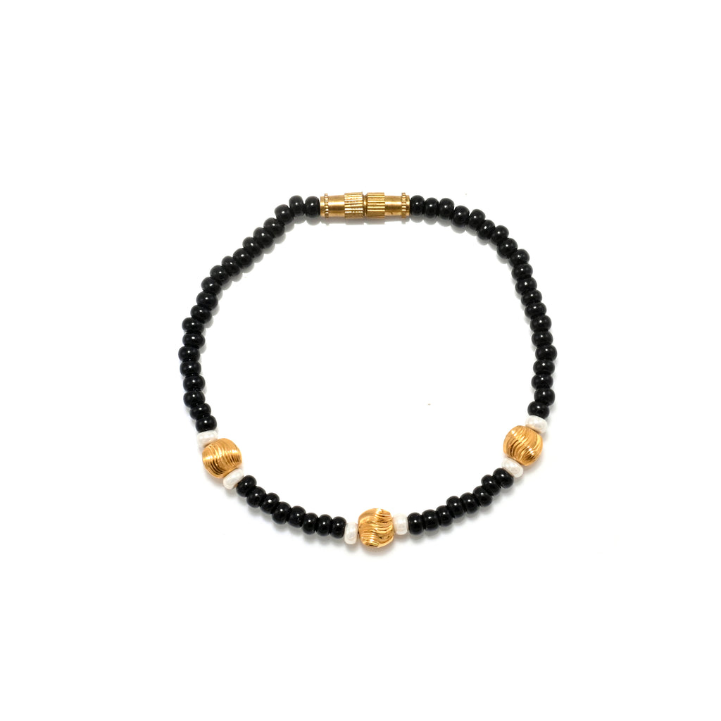 Pair of 22kt Gold Black & Golden Beads Bracelets – Elegant Matching Set